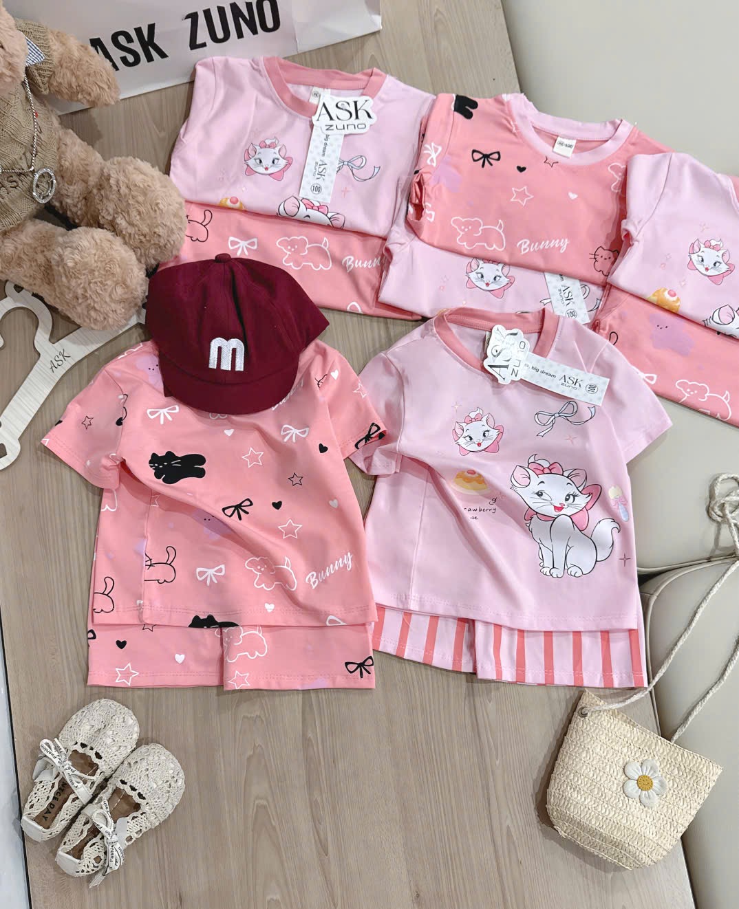 G941 - SET 2 BỘ ĐÙI BÉ GÁI MÈO MARIE HỒNG QUẦN SỌC