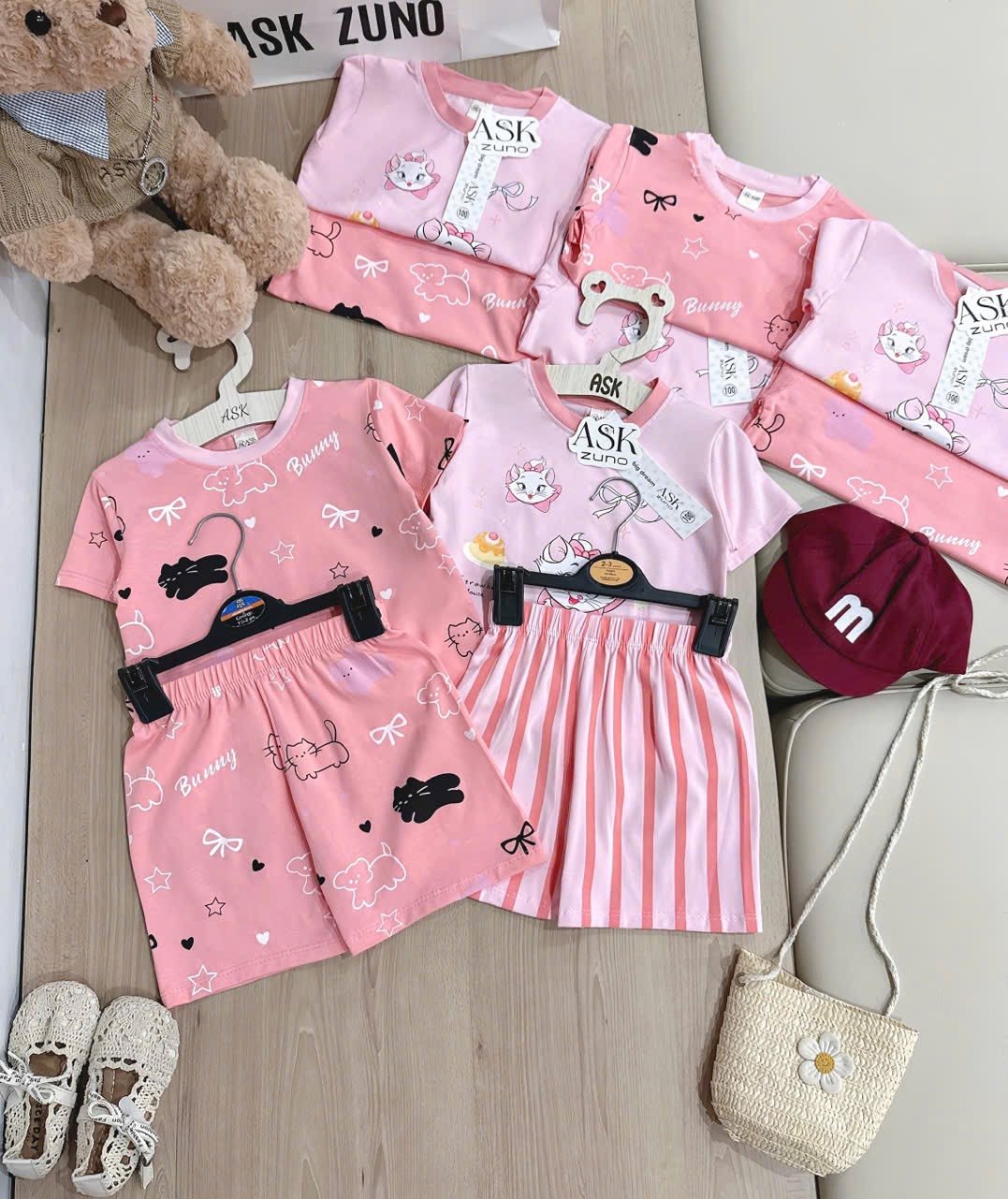 G941 - SET 2 BỘ ĐÙI BÉ GÁI MÈO MARIE HỒNG QUẦN SỌC
