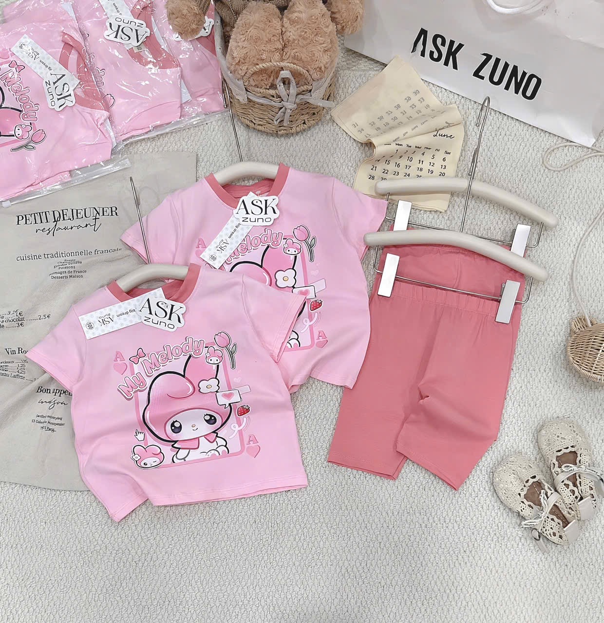 G956 - BỘ BÉ GÁI ÁO HỒNG THỎ MELODY QUẦN LEGGING