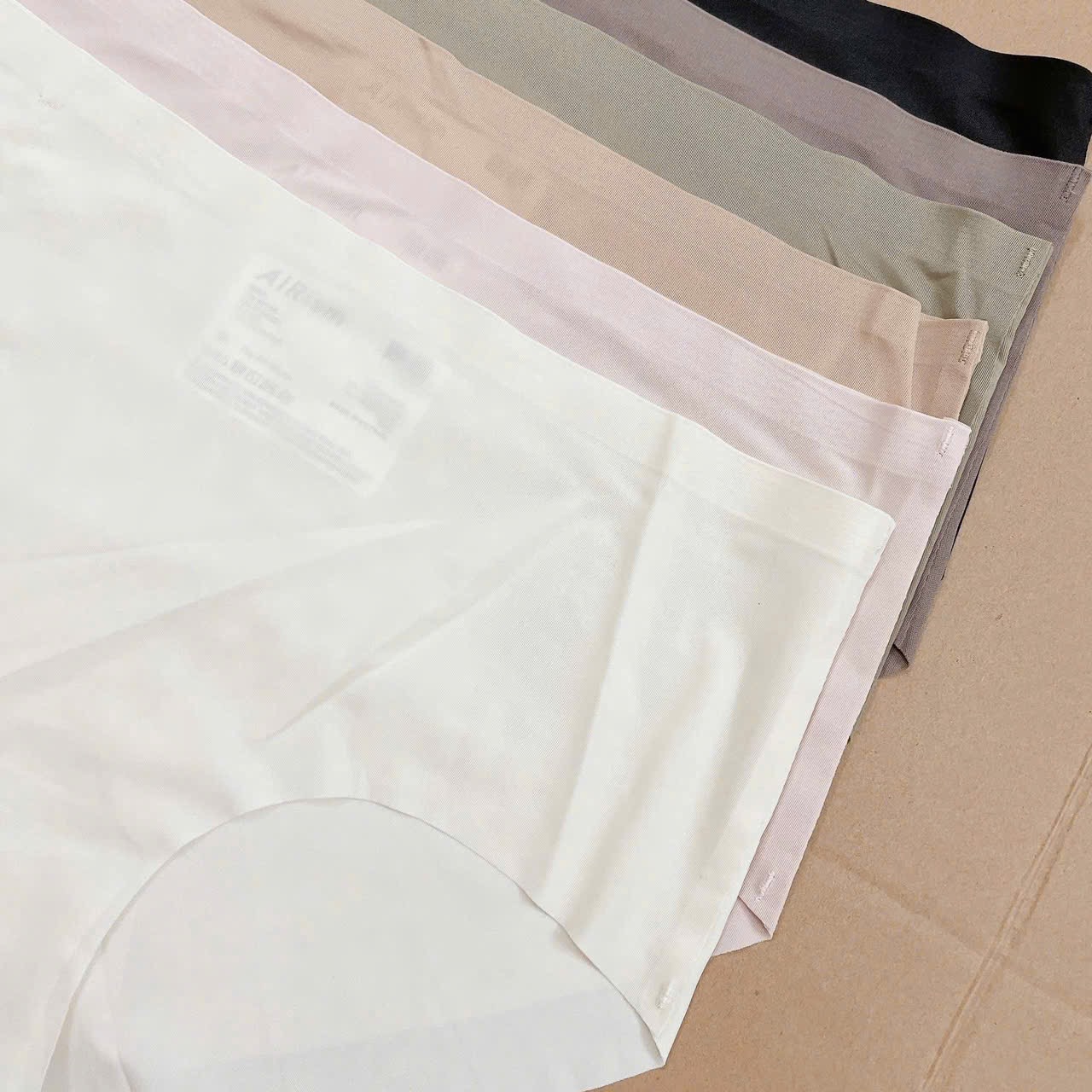 PK274 - HỘP 5 QUẦN LÓT ĐÚC SU KO ĐƯỜNG MAY UNIQL