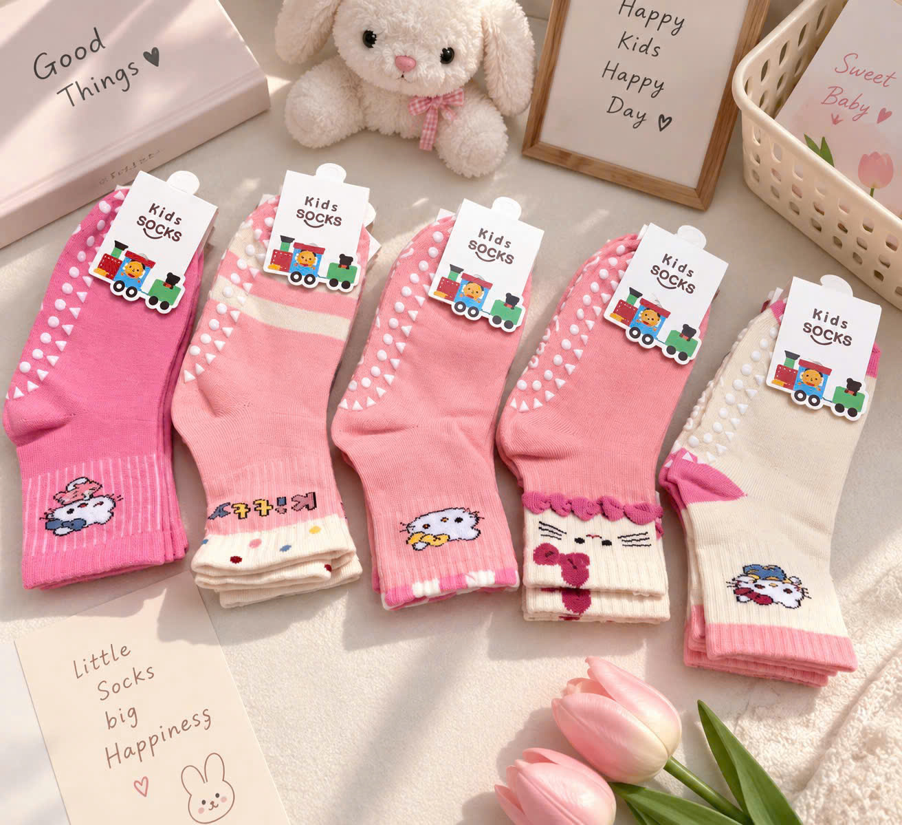 PK356 - SET 10 ĐÔI TẤT BÉ GÁI CHỐNG TRƯỢT KITTY HỒNG BE