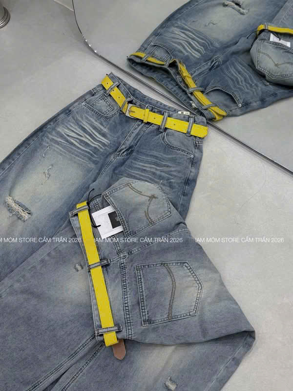 QNU710 - QUẦN JEANS SUÔNG XANH WASH RÁCH GỐI M3841