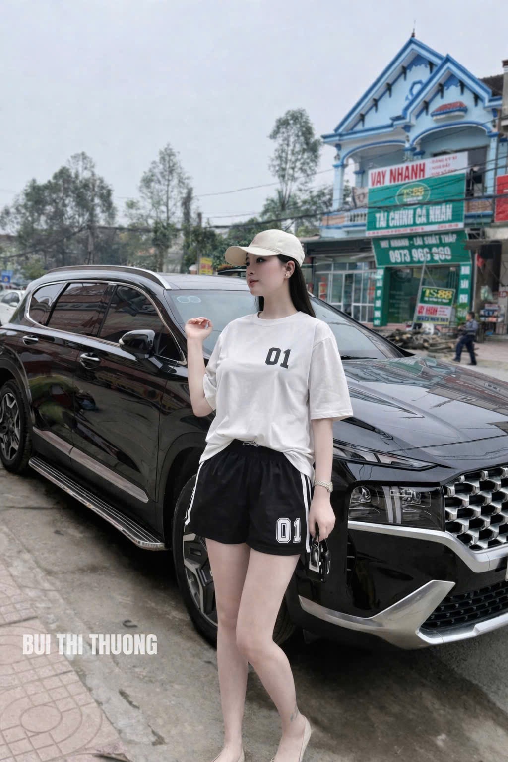 S300 - BỘ ĐÙI NỮ ÁO TRẮNG 01 QUẦN ĐEN SỌC