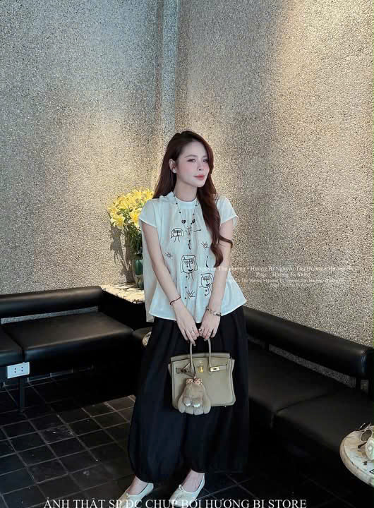 S353 - SET NỮ ÁO TRẮNG HỌA TIẾT ĐEN QUẦN SUÔNG