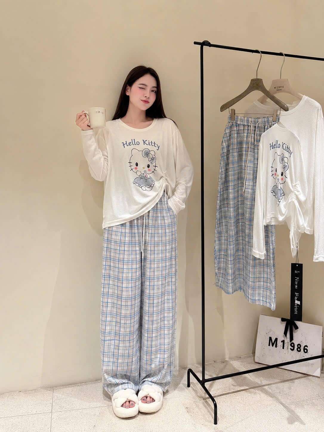 S395 - BỘ NỮ DÀI TAY ÁO TRẮNG HELLO KITTY QUẦN SUÔNG XANH