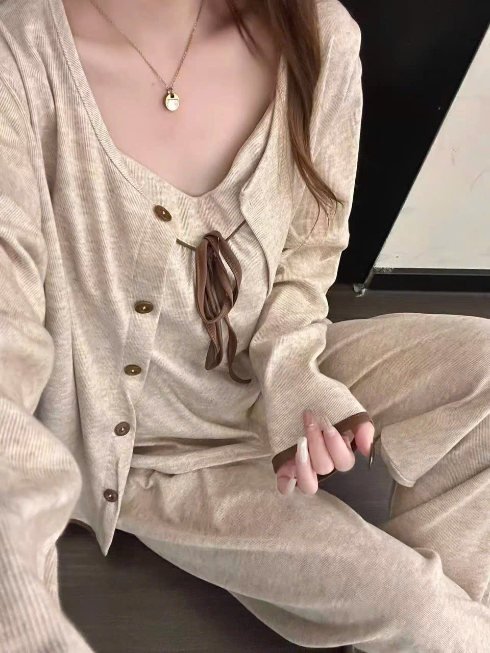 S409 - SET NỮ 3CT TĂM BE VIỀN NÂU ÁO 2S MIX CARDIGAN QUẦN SUÔNG