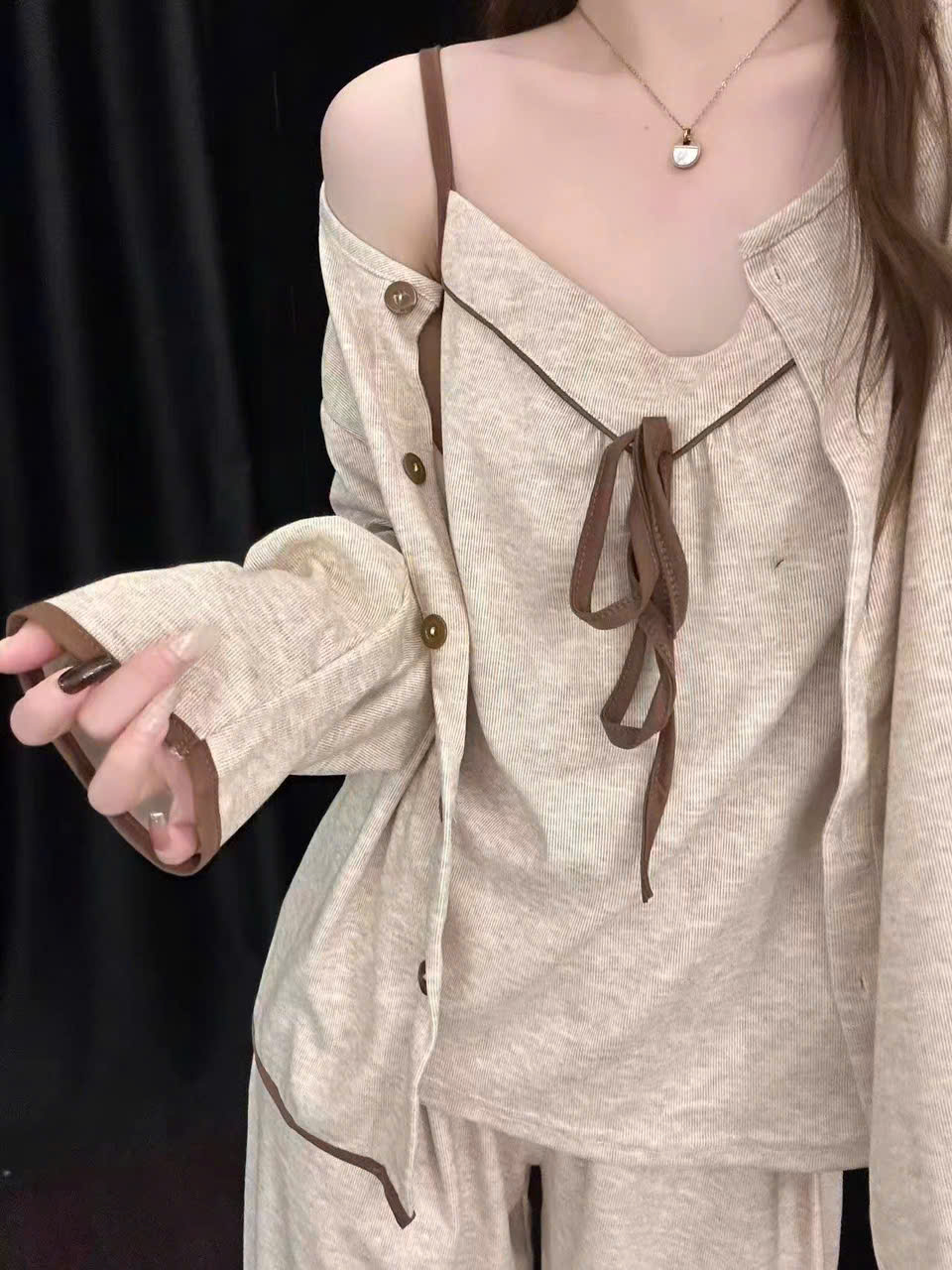 S409 - SET NỮ 3CT TĂM BE VIỀN NÂU ÁO 2S MIX CARDIGAN QUẦN SUÔNG