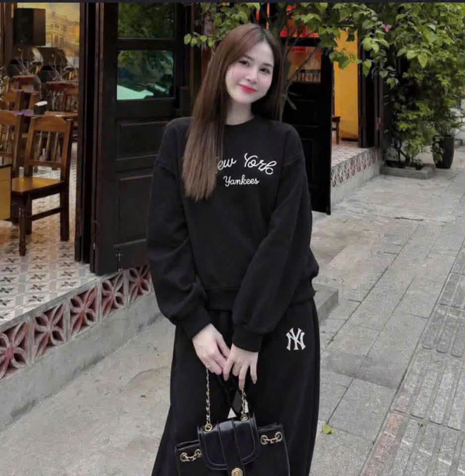 S421 - BỘ NỮ HAIDA ĐEN NEWYORK QUẦN SUÔNG