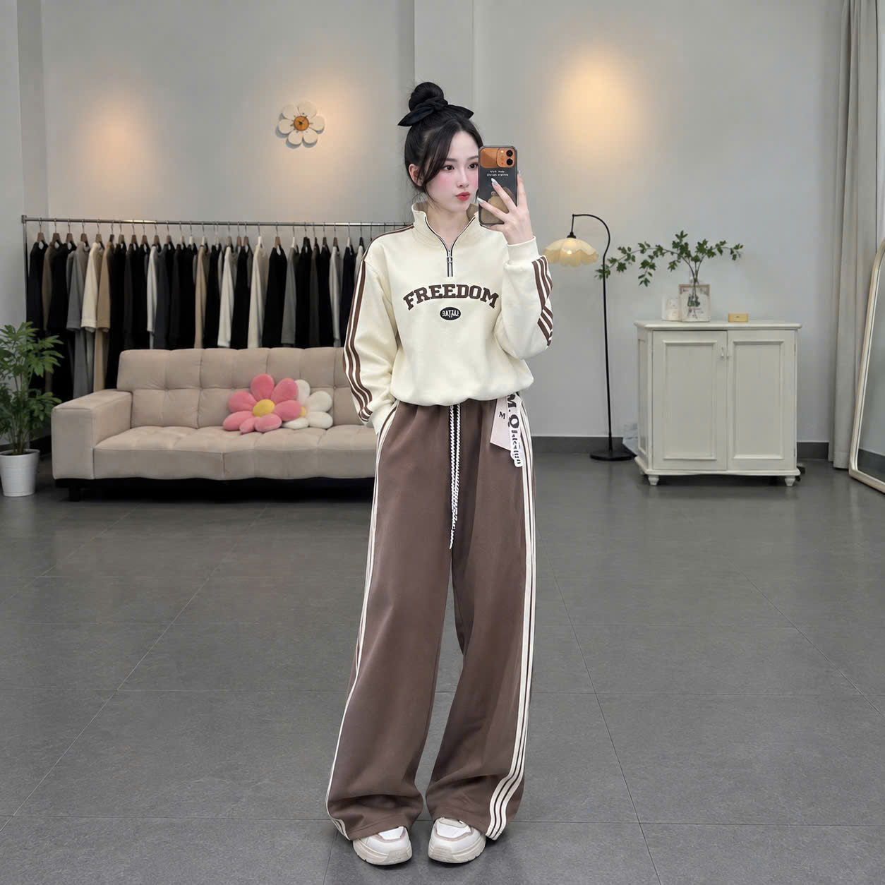 S424 - SET NỮ HAIDA CỔ KHÓA ÁO BE FREEDOM QUẦN NÂU