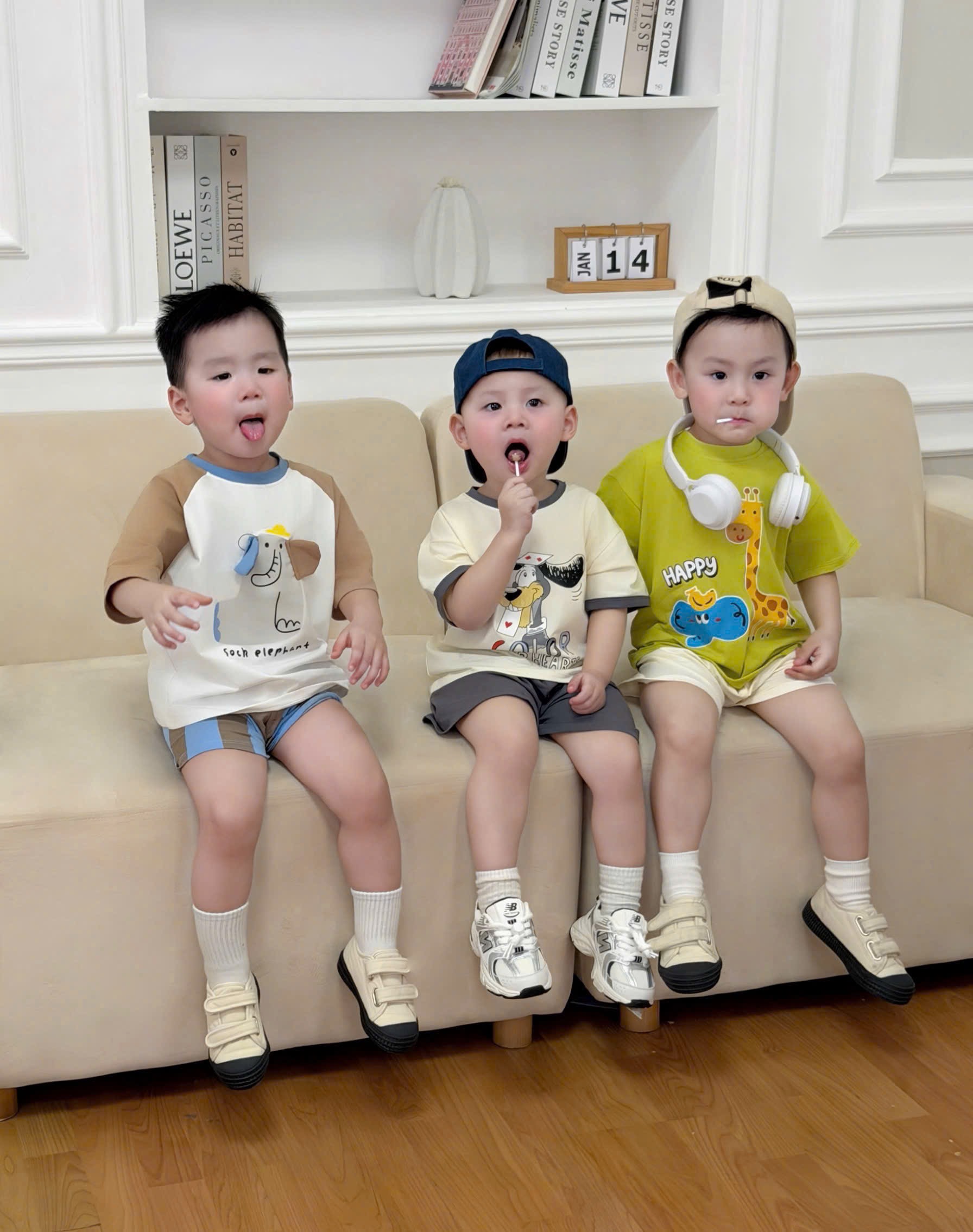 T152 - SET 3 BỘ ĐÙI BÉ TRAI HƯƠU VOI CHÓ xanh be trắng
