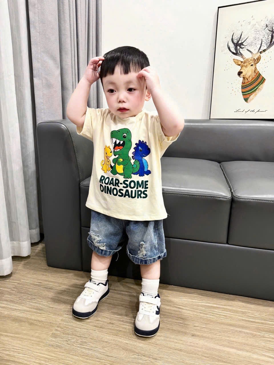 T154 - BỘ ĐÙI BÉ TRAI ÁO BE KHỦNG LONG QUẦN BÒ
