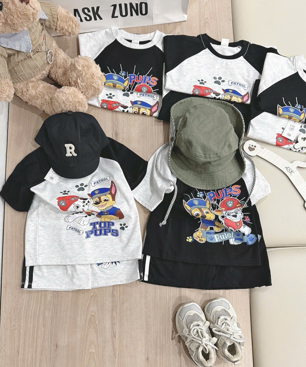 T161 - SET 2 BỘ ĐÙI BÉ TRAI CHÓ CỨU HỘ PUPS đen ghi