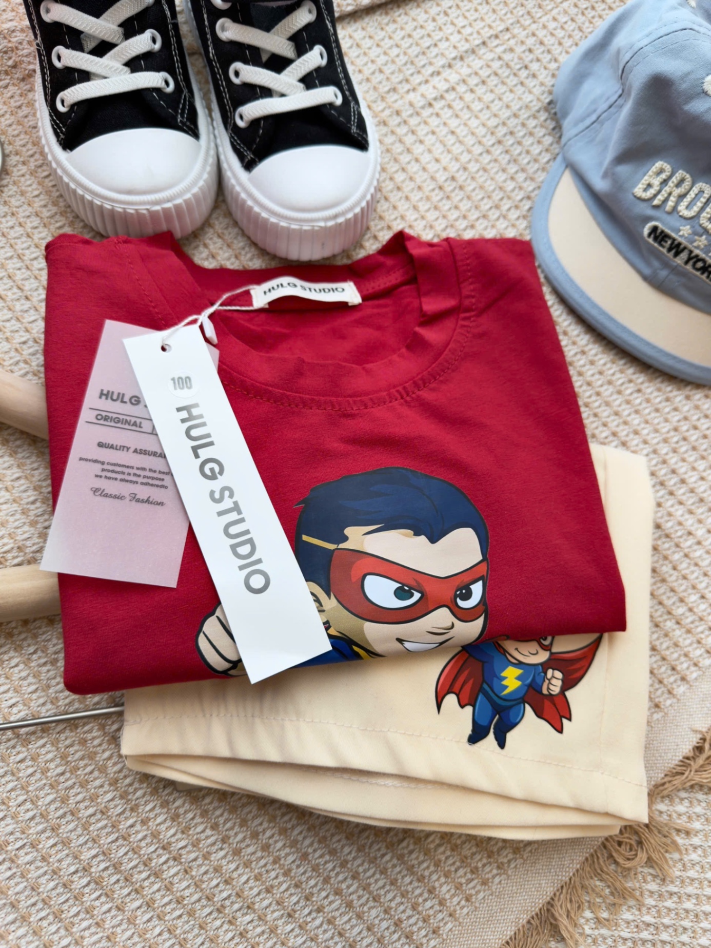T170 - BỘ ĐÙI BÉ TRAI ÁO CỘC ĐỎ SUPER HERO QUẦN KAKI BE