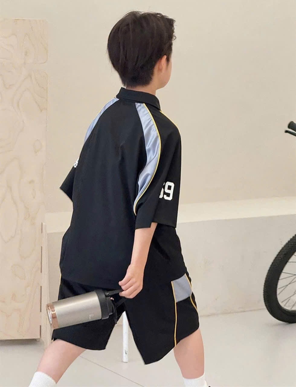 T211 - BỘ ĐÙI BÉ TRAI SIZE ĐẠI ÁO POLO ĐEN PHỐI XÁM KEEP