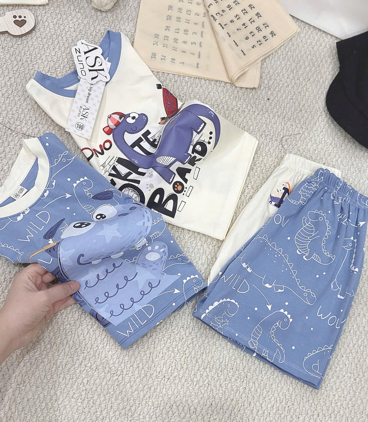 T224 - SET 2 BỘ ĐÙI BÉ TRAI KHỦNG LONG xanh dương trắng