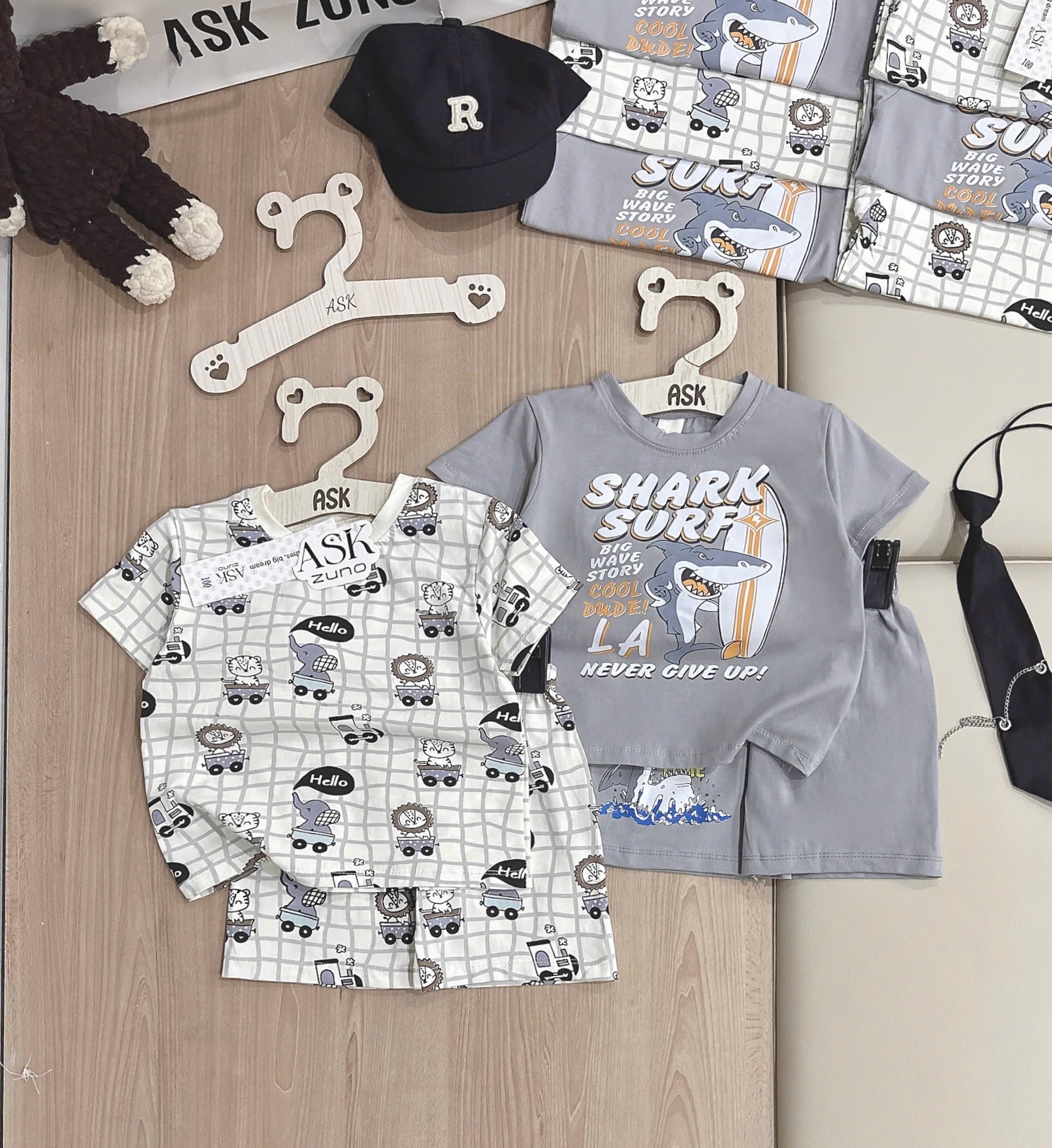 T236 - SET 2 BỘ ĐÙI BÉ TRAI OTO SHARK SURF xám