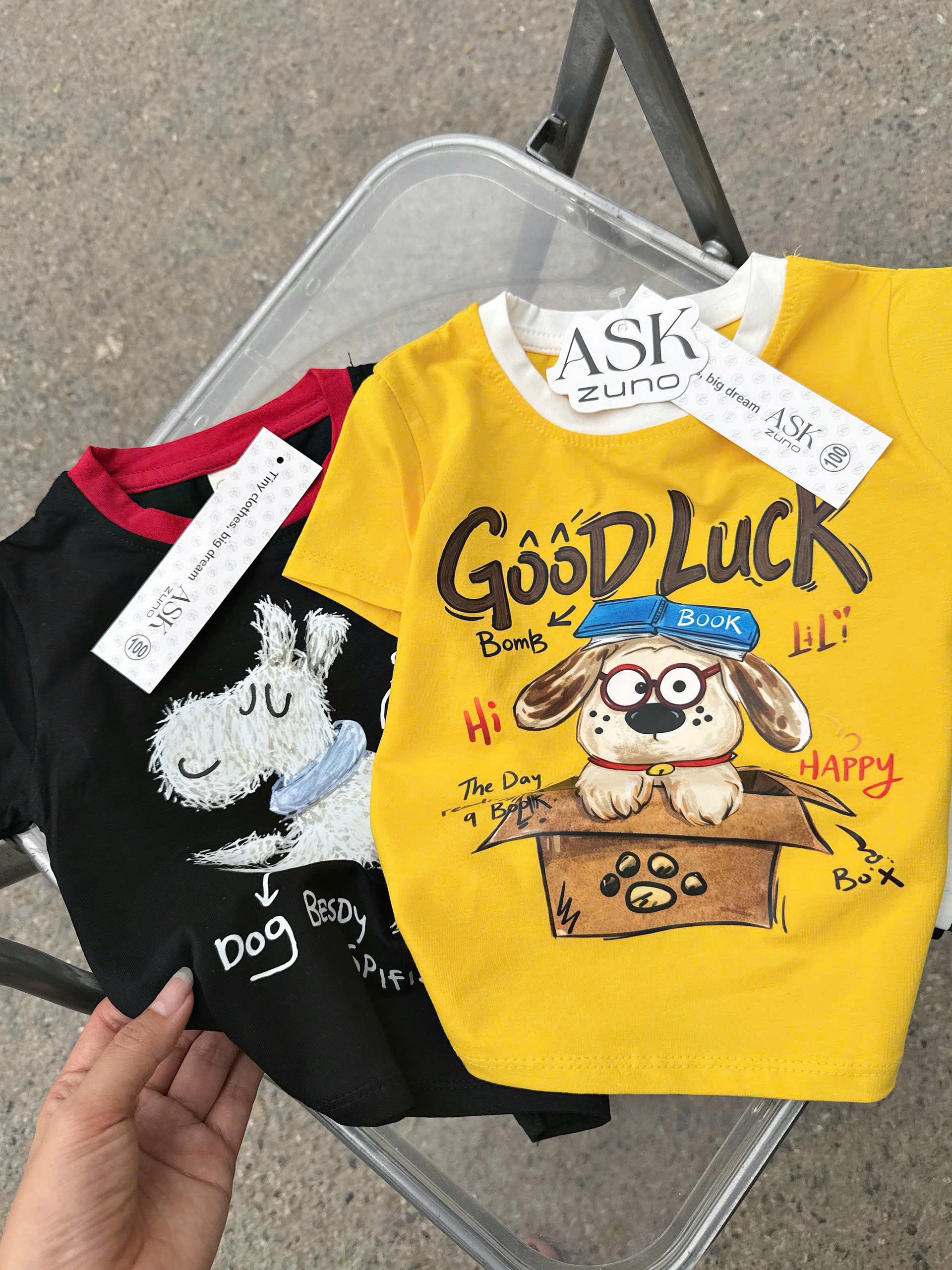 T242 - SET 2 BỘ ĐÙI BÉ TRAI CHÓ DLUCK đen vàng