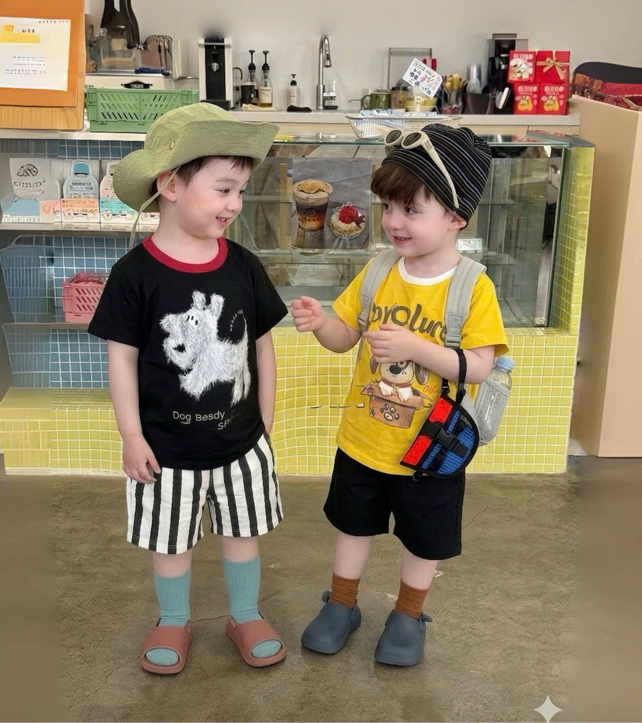 T242 - SET 2 BỘ ĐÙI BÉ TRAI CHÓ DLUCK đen vàng