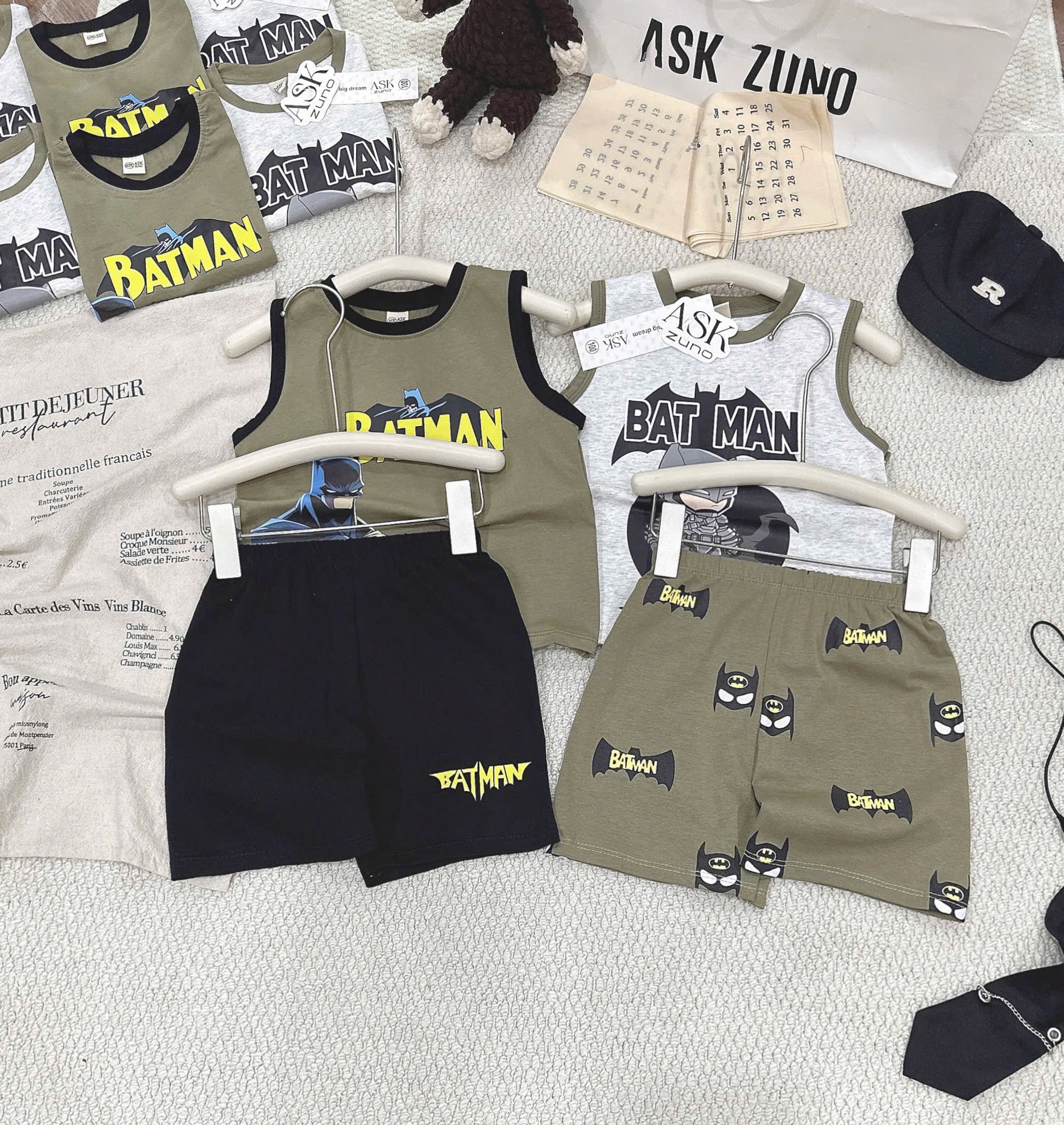 T249 - SET 2 BỘ ĐÙI BÉ TRAI BA LỖ BATMAN rêu xám