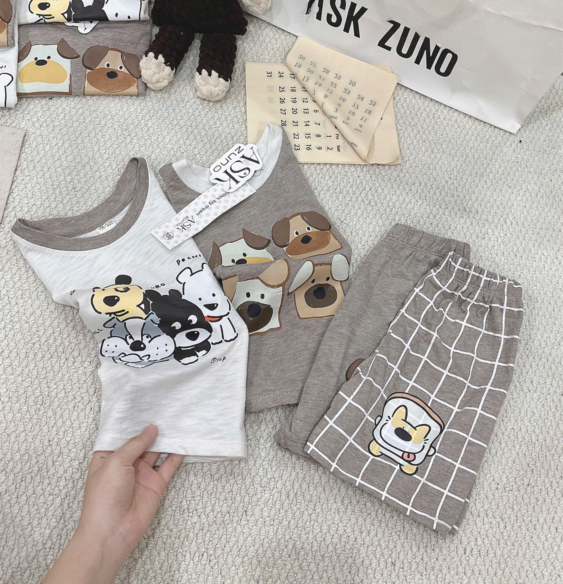 T254 - SET 2 BỘ ĐÙI BÉ TRAI XƯỢC BA LỖ CUTE DOG nâu xám