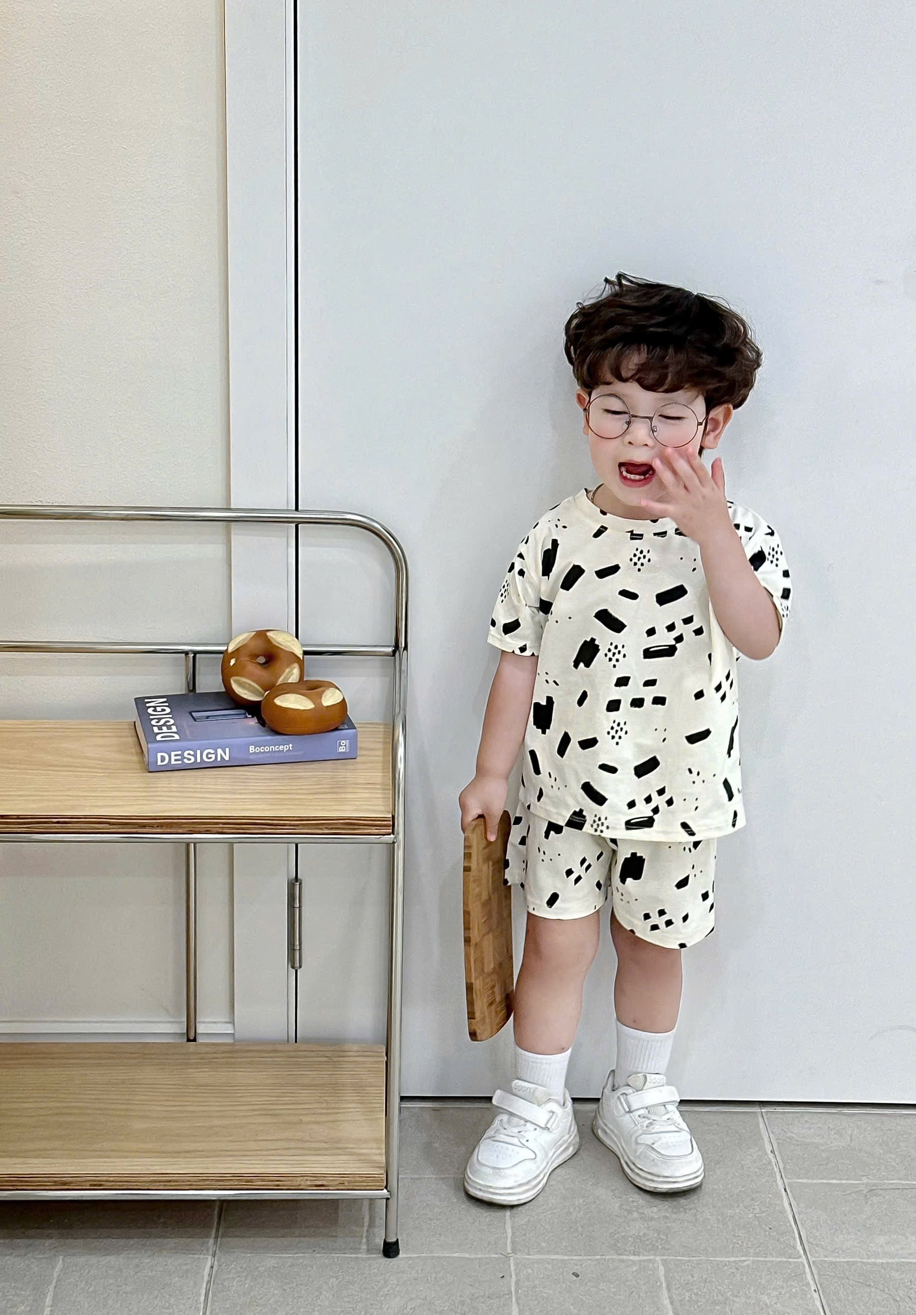 T255 - SET 2 BỘ ĐÙI BÉ TRAI VẰN CHẤM