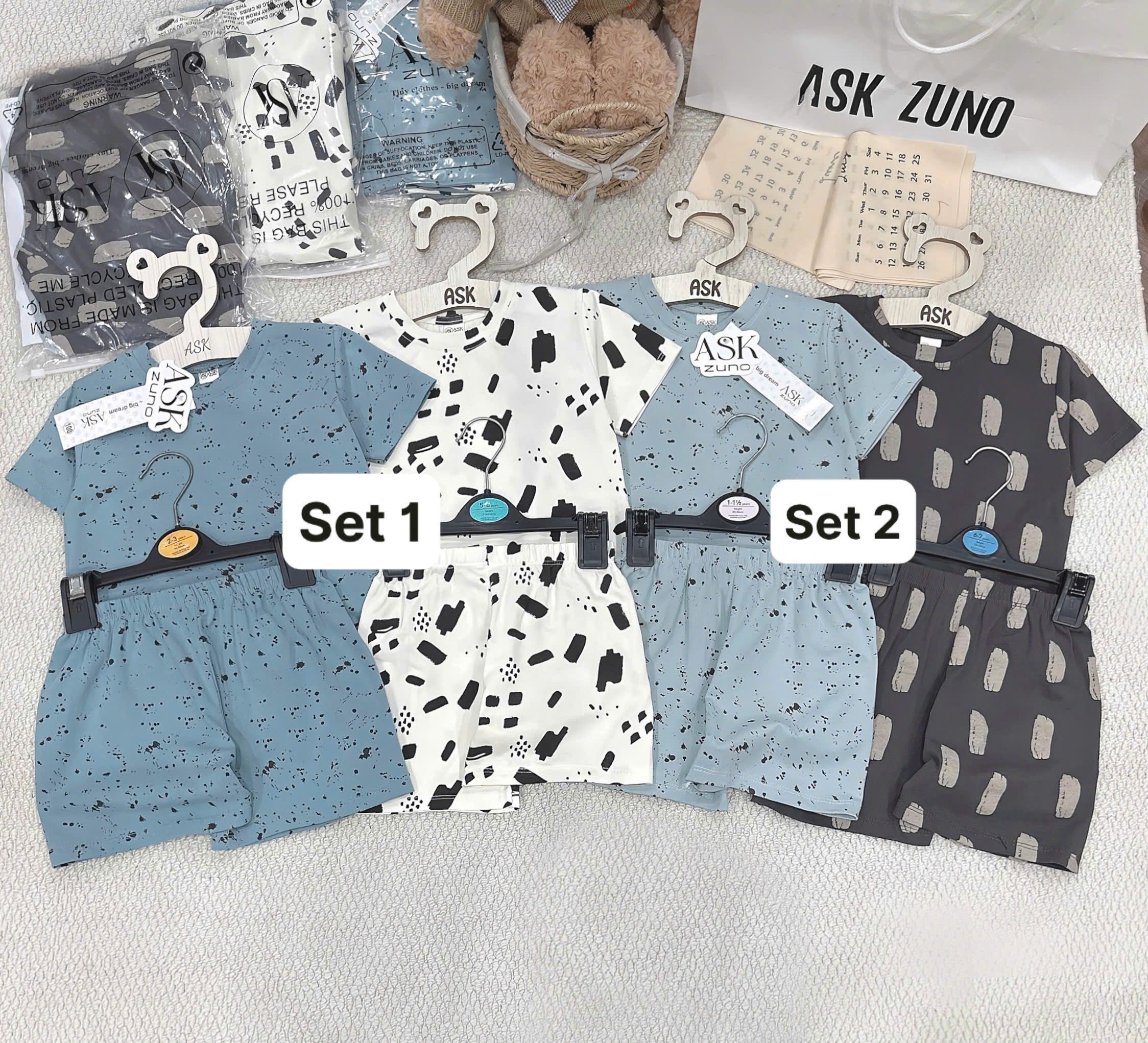 T255 - SET 2 BỘ ĐÙI BÉ TRAI VẰN CHẤM