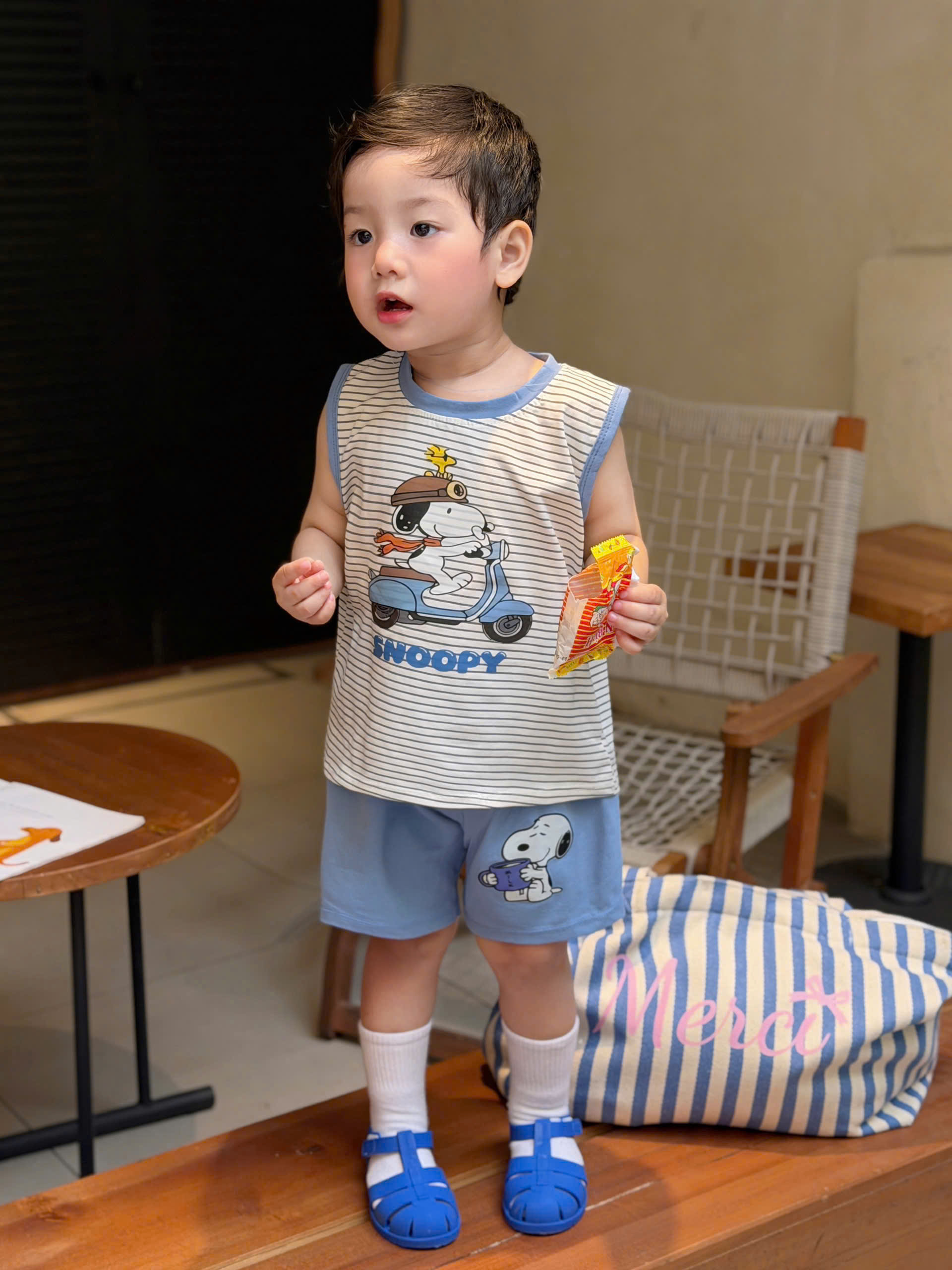 T268 - SET 2 BỘ ĐÙI BÉ TRAI BA LỖ SNOOPY kẻ trắng