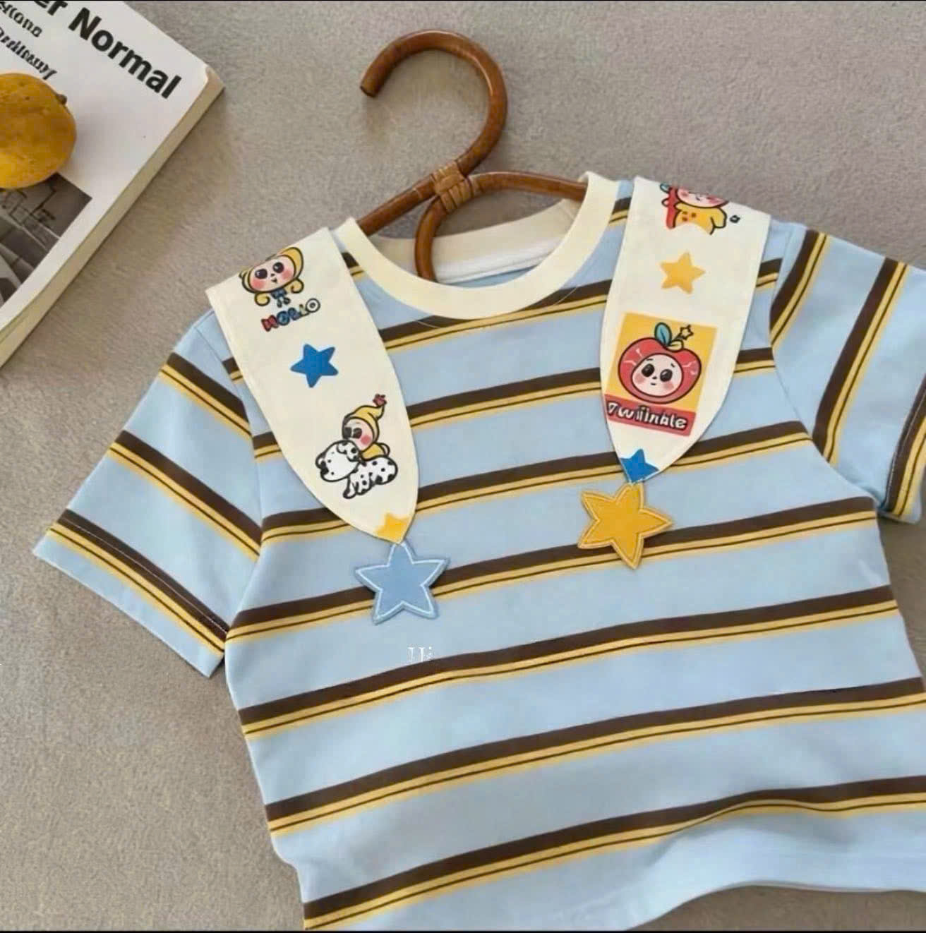 T273 - SET BÉ TRAI ÁO KẺ XANH VÀNG YẾM SAO QUẦN TRẮNG