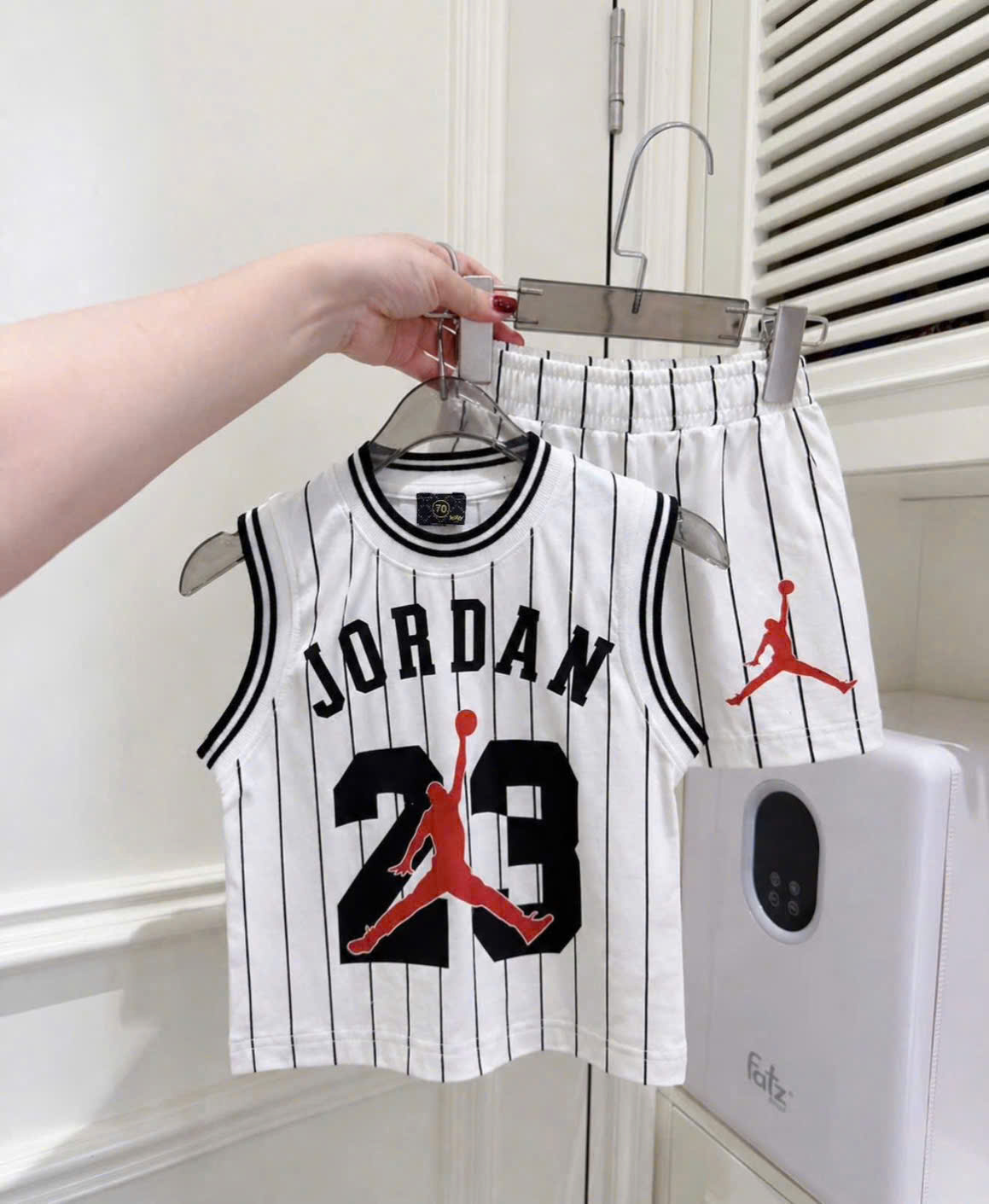 T286 - SET 2 BỘ ĐÙI BÉ TRAI BA LỖ JORDAN BULLS 23 đen trắng