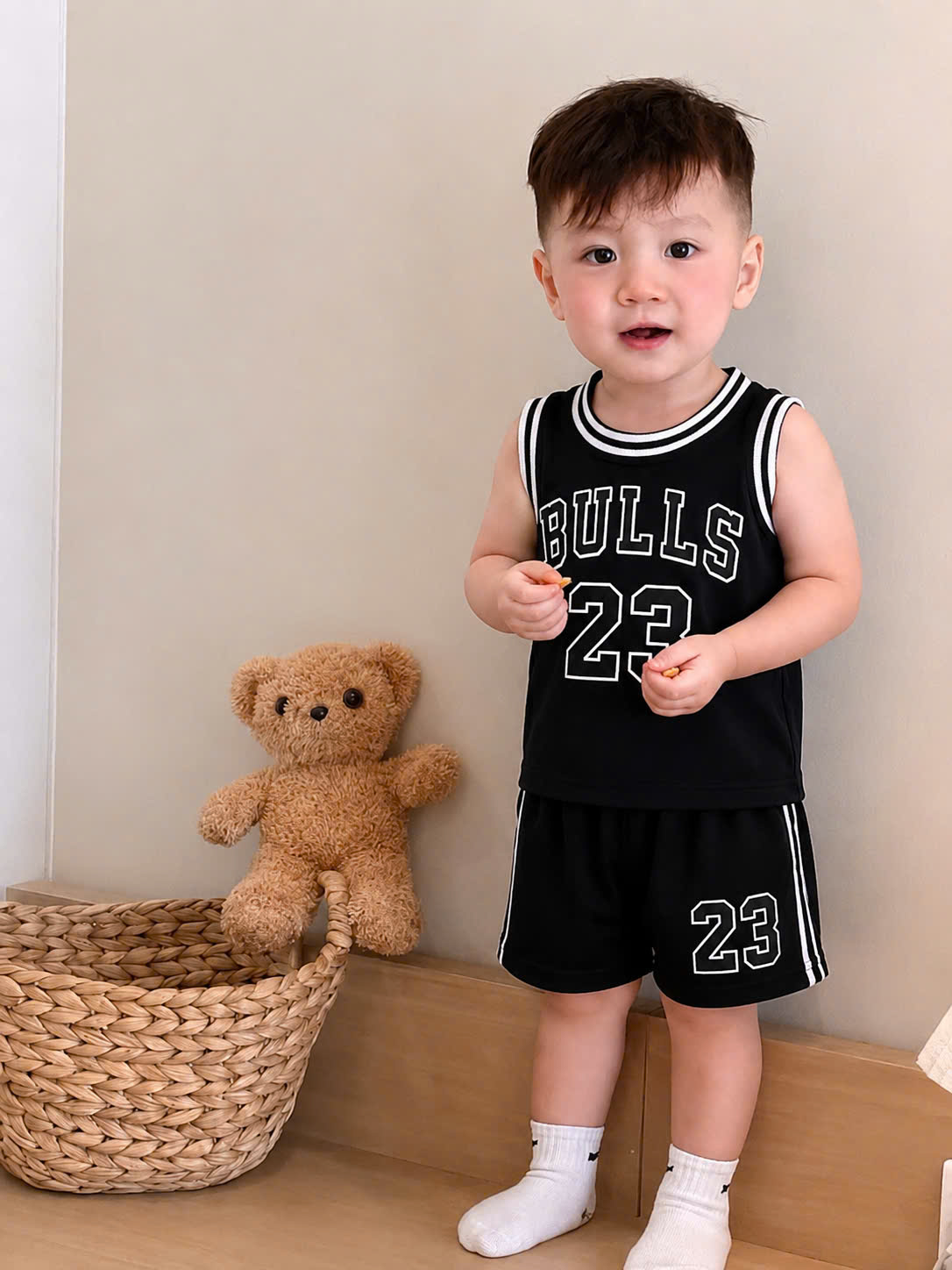 T286 - SET 2 BỘ ĐÙI BÉ TRAI BA LỖ JORDAN BULLS 23 đen trắng