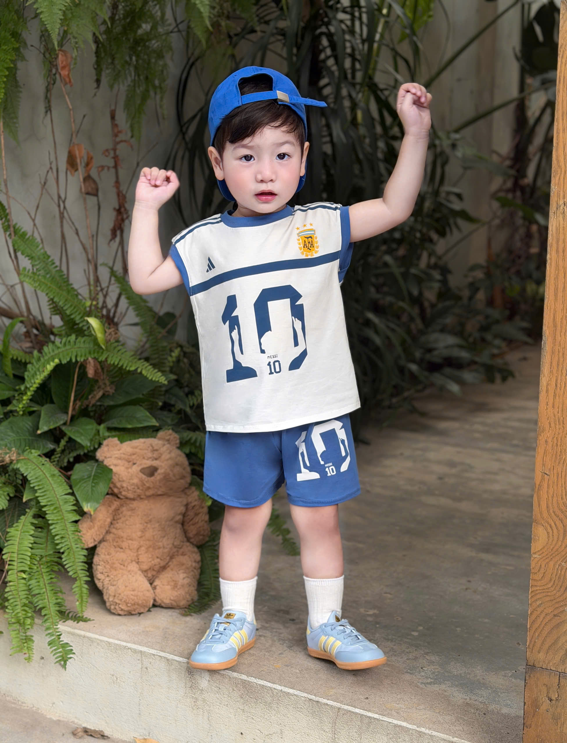 T317 - SET 3 BỘ ĐÙI BÉ TRAI BA LỖ THỂ THAO MU 87 đen đỏ trắng