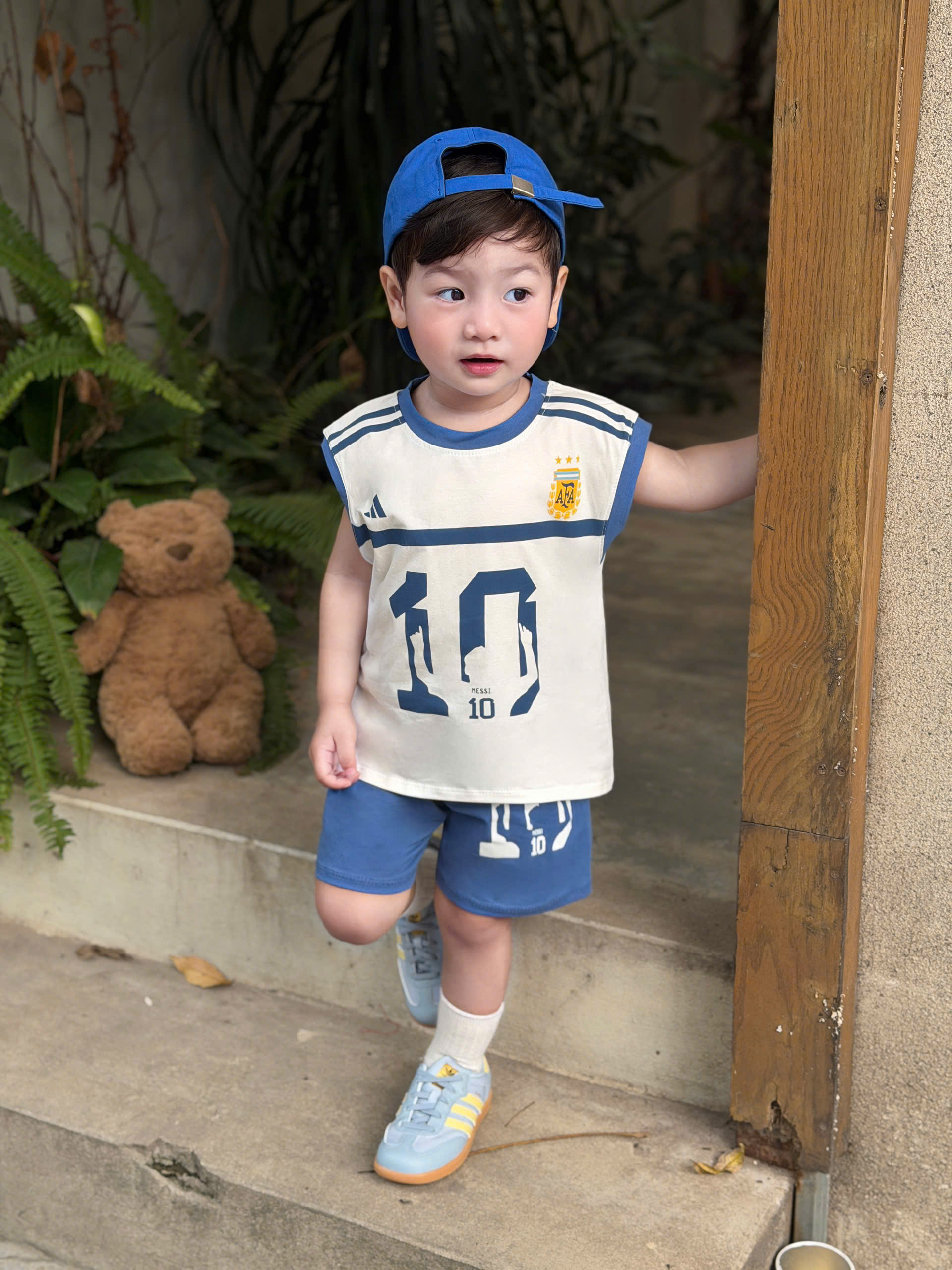 T317 - SET 3 BỘ ĐÙI BÉ TRAI BA LỖ THỂ THAO MU 87 đen đỏ trắng