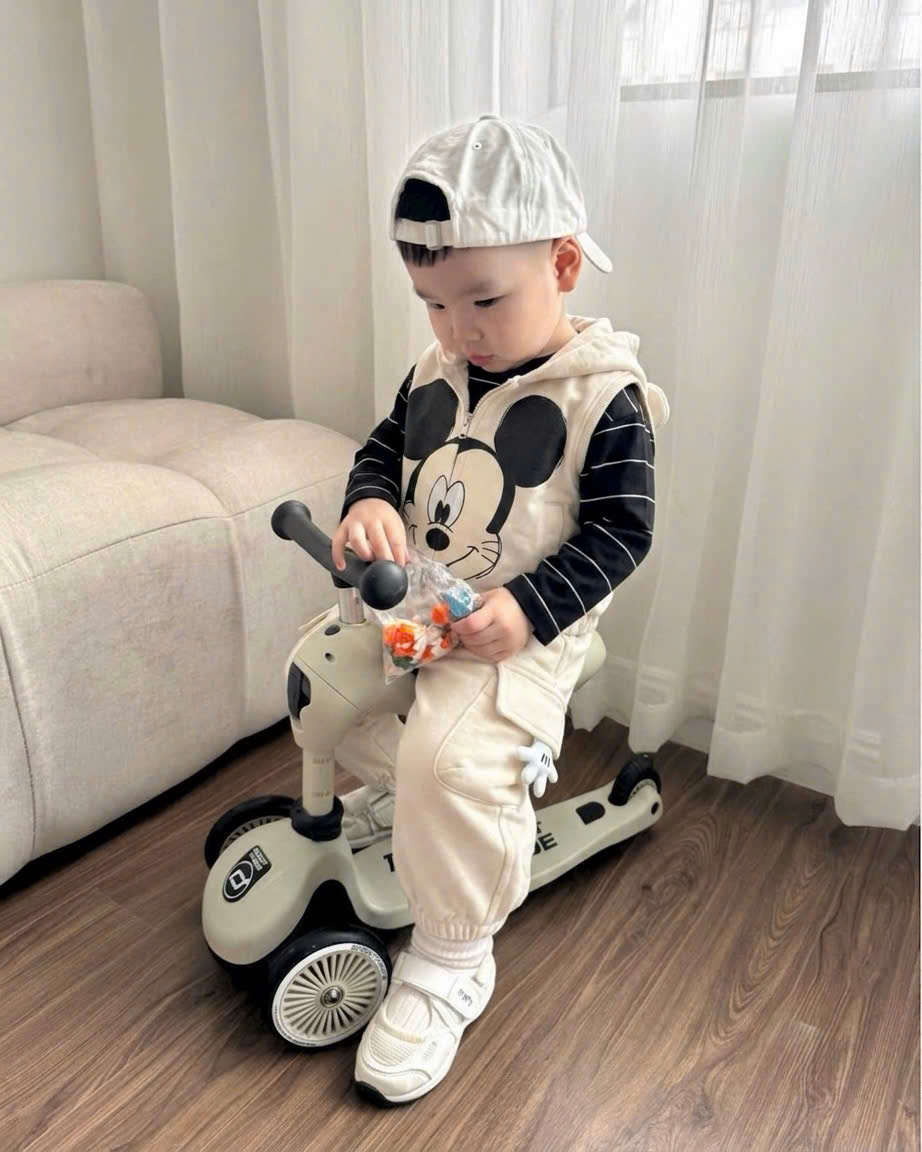 (chờ) T410 - SET BÉ TRAI 3CT ÁO GILE BE MICKEY MIX ÁO ĐEN KẺ