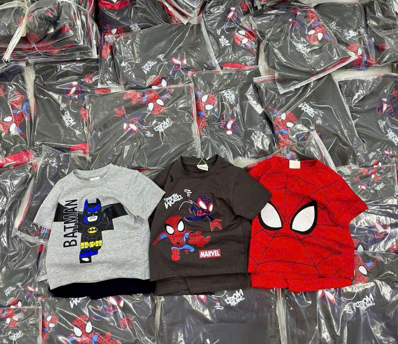 T450 - SET 3 BỘ ĐÙI BÉ TRAI MARVEL BATMAN xám đỏ