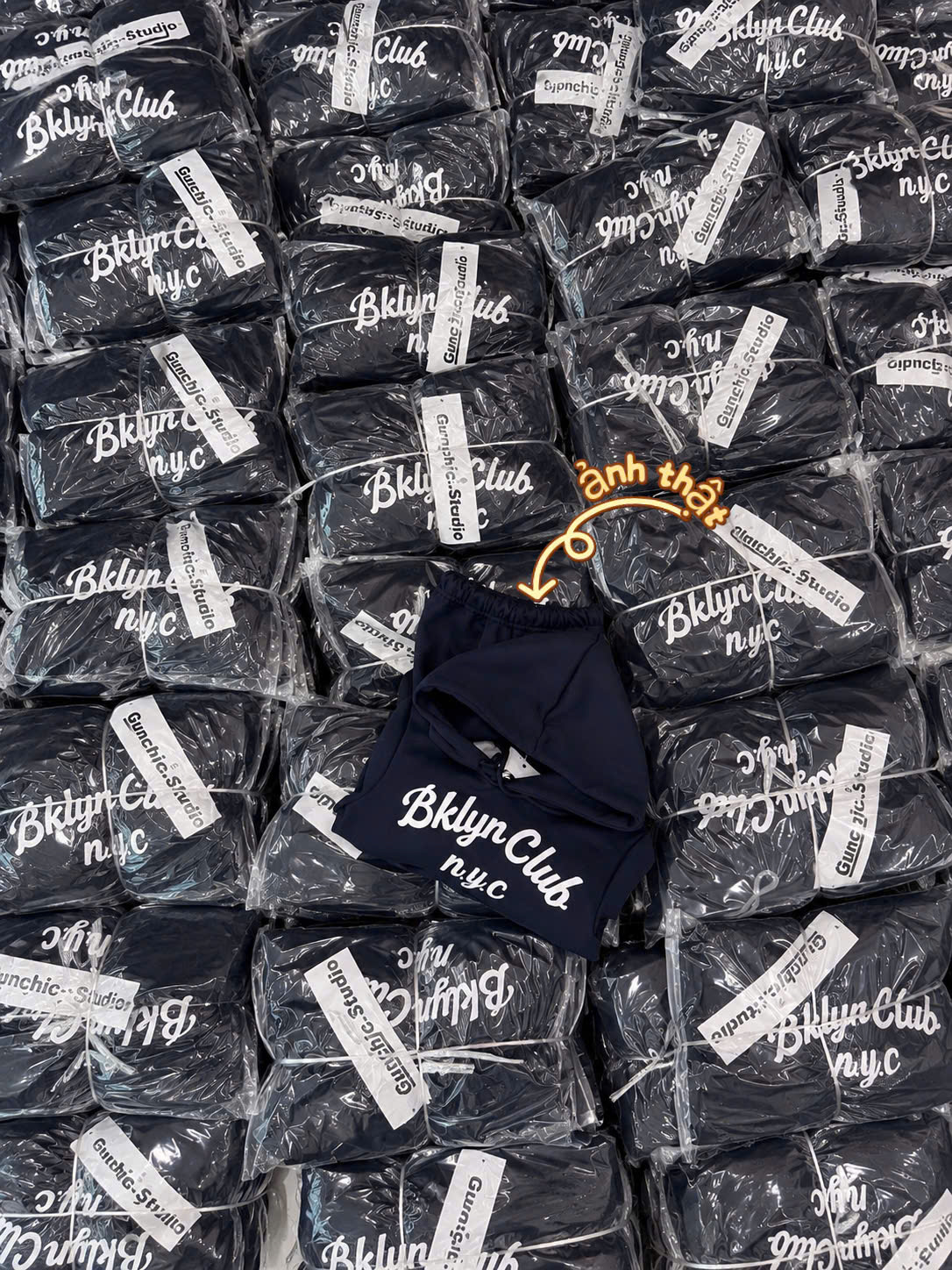 T452 - BỘ BÉ HOODIE MŨ HAIDA THAN Bklyn nyc