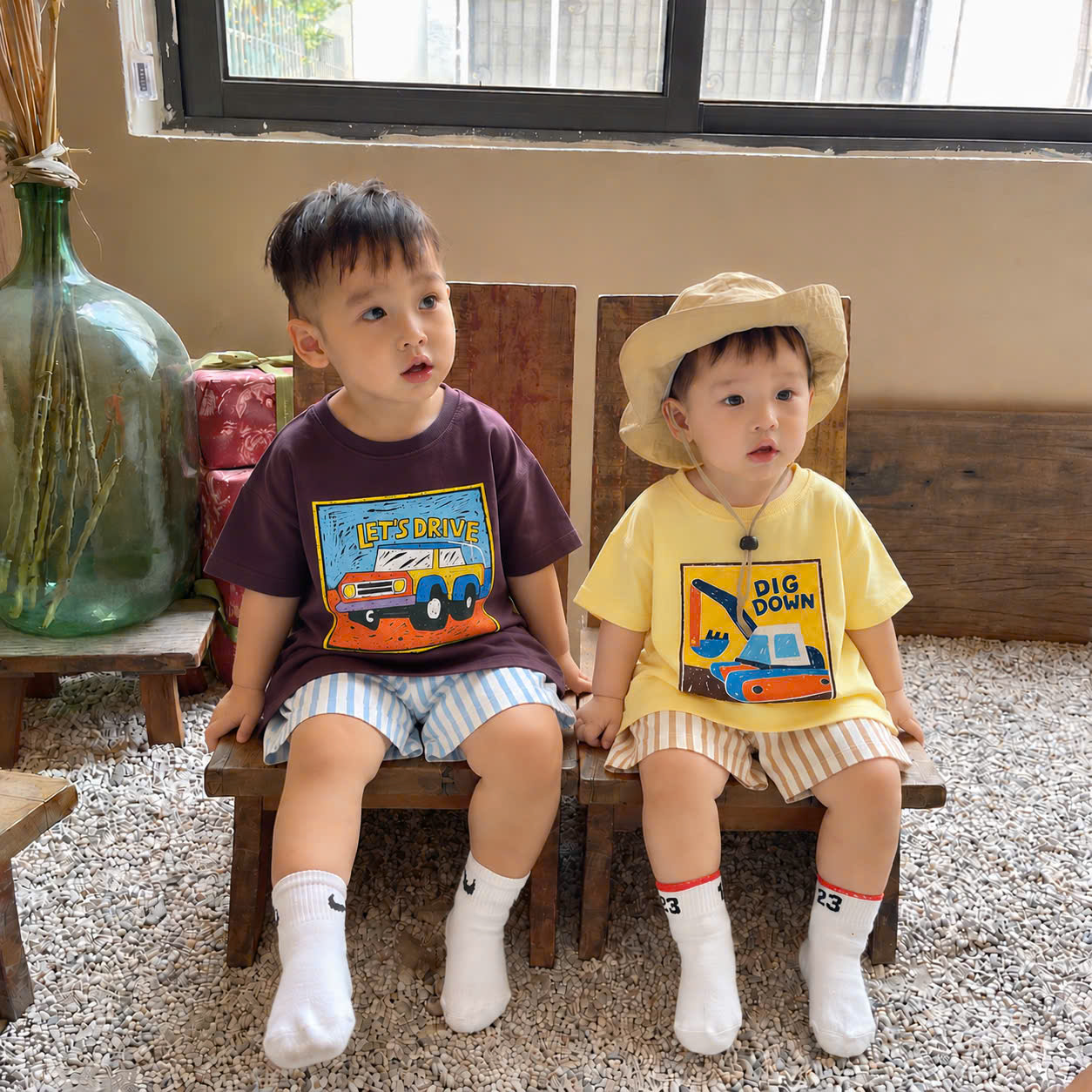T456 - SET 2 BỘ ĐÙI BÉ TRAI OTO nâu vàng QUẦN SỌC