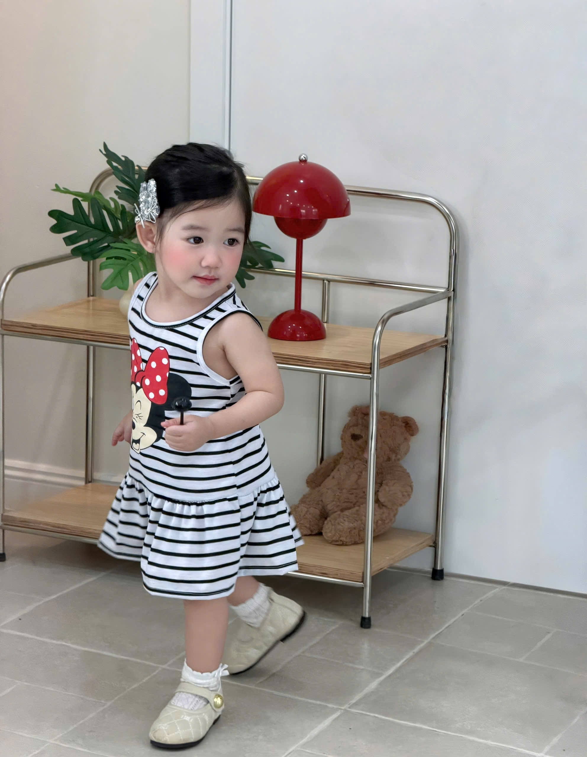 VB562 - SET 2 VÁY BÉ GÁI SÁT NÁCH XOÈ GẤU MICKEY KITTY