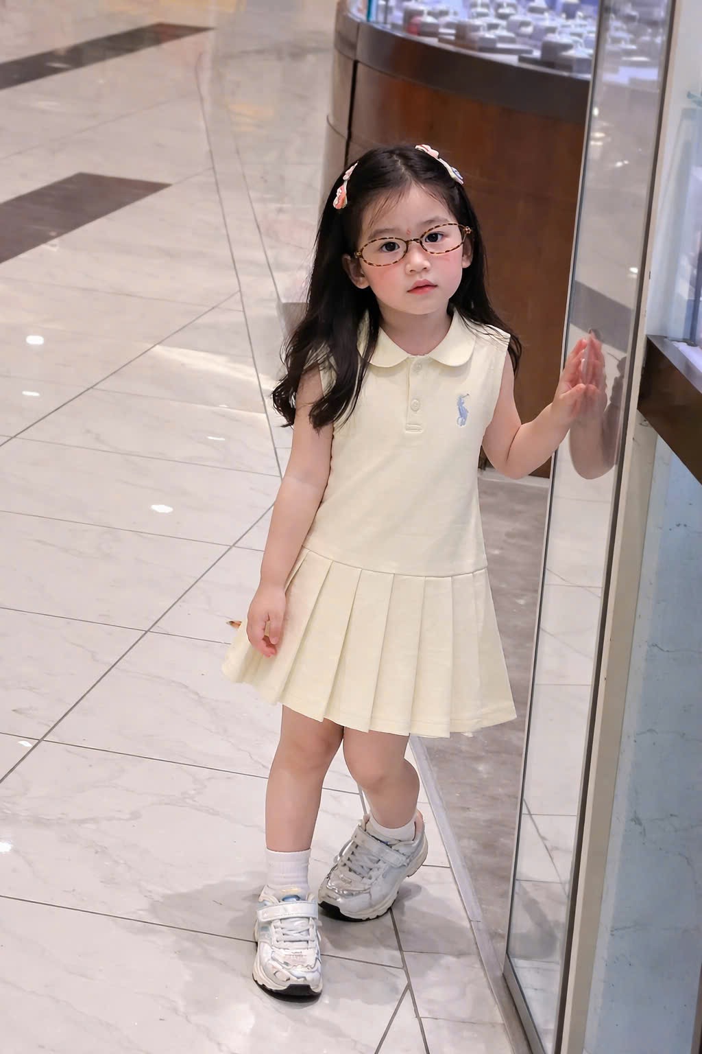 VB577 - SET 2 VÁY BÉ GÁI SÁT NÁCH CỔ SEN THÊU NGỰA XẾP LY