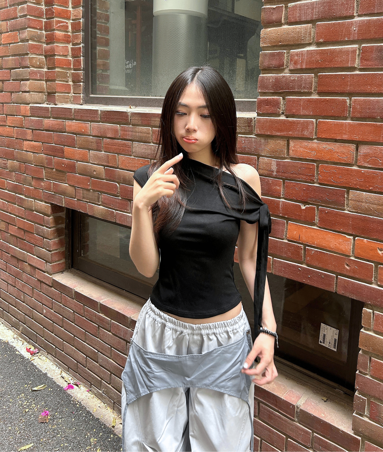 A250 ÁO BETTY LỆCH VAI