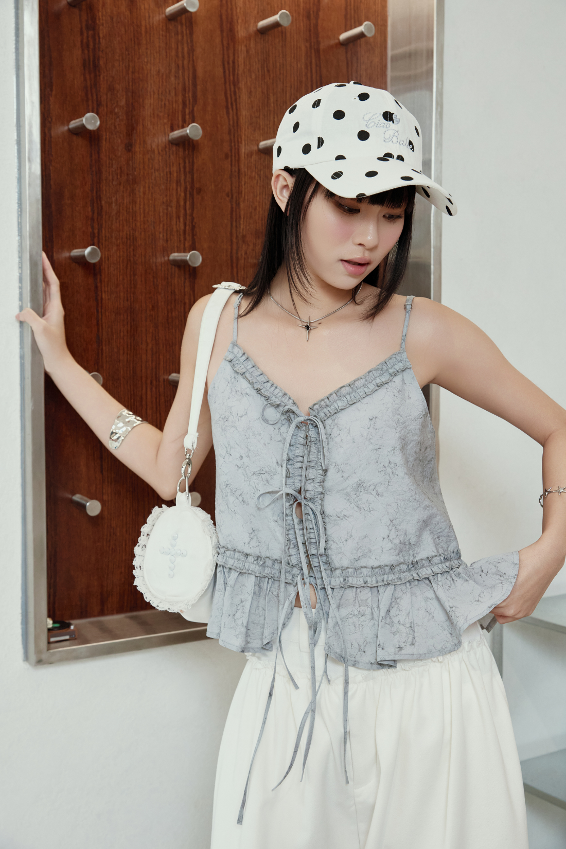 A340 EYELET TOP
