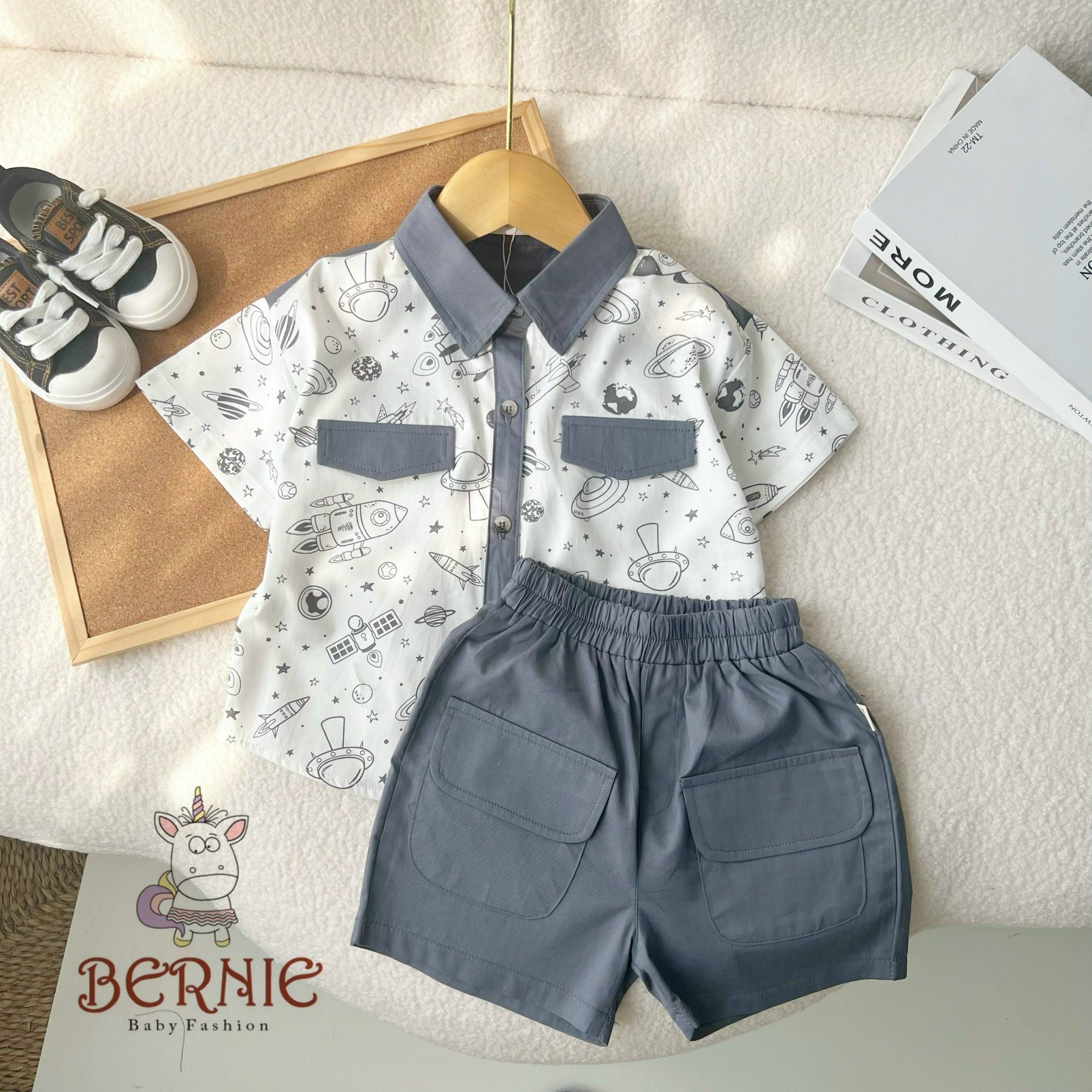 Set sơ mi cộc tay họa tiết vũ trụ Bernie