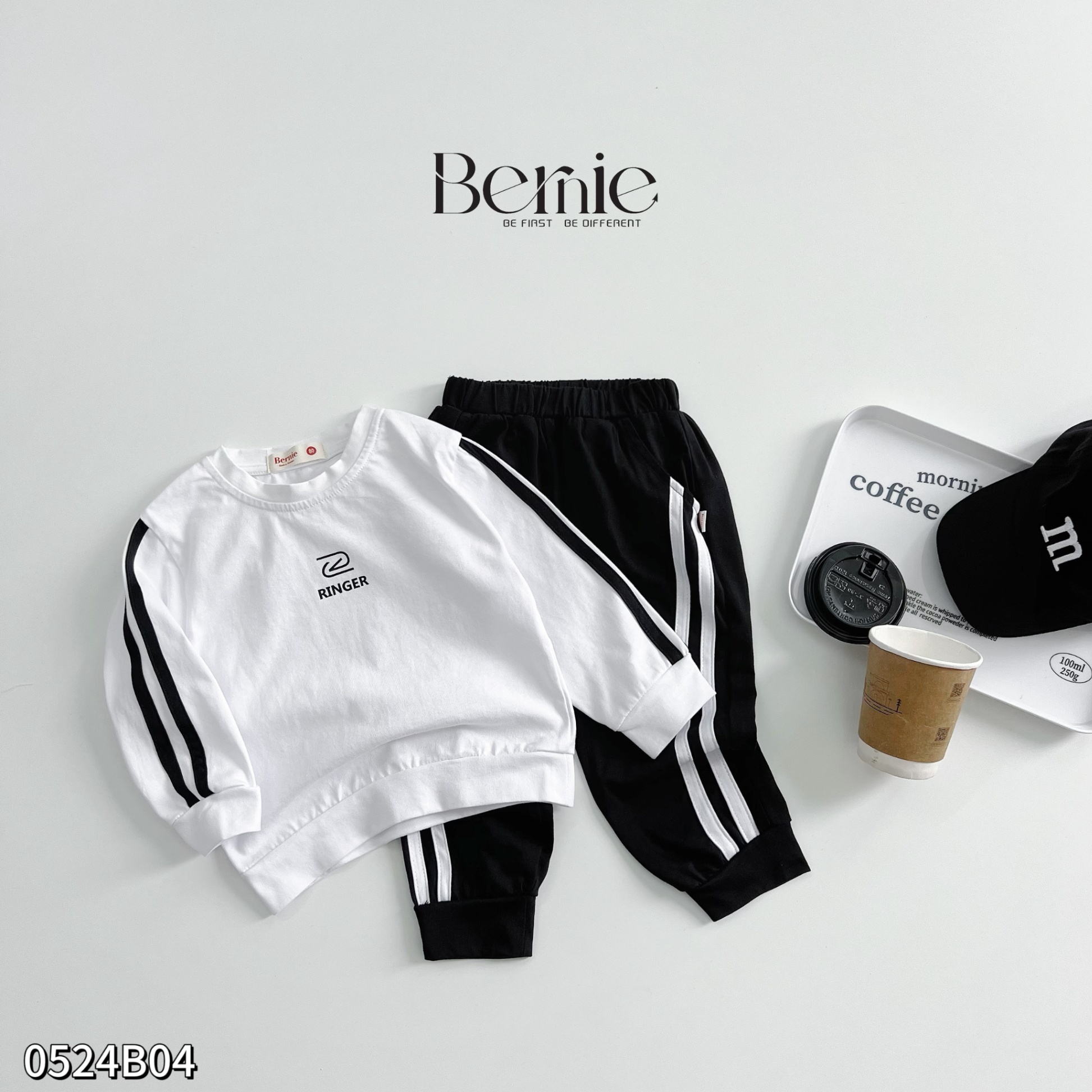 Set cotton dài thể thao sọc kẻ logo Bernie cho bé