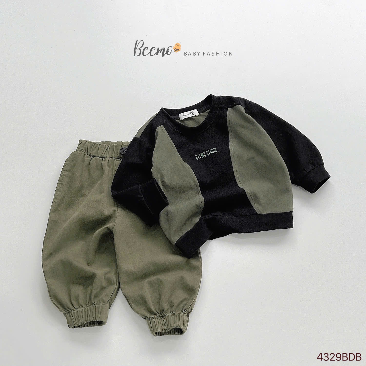 Bộ áo cotton dài tay phối thân Beemo phối quần kaki bo chun khỏe khoắn Beemo cho bé