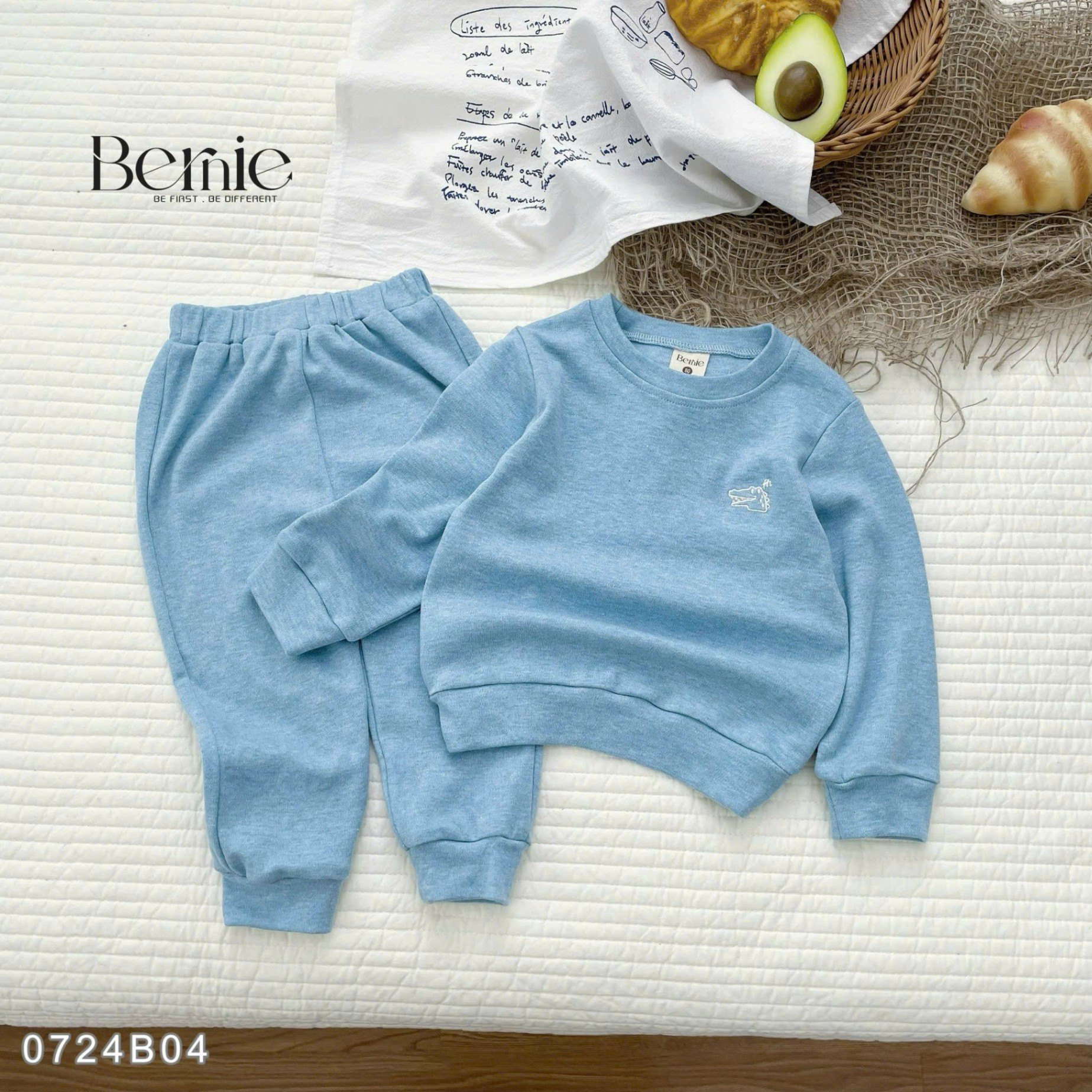 Bộ bozip cotton dài tay thuê ngực Bernie cho bé