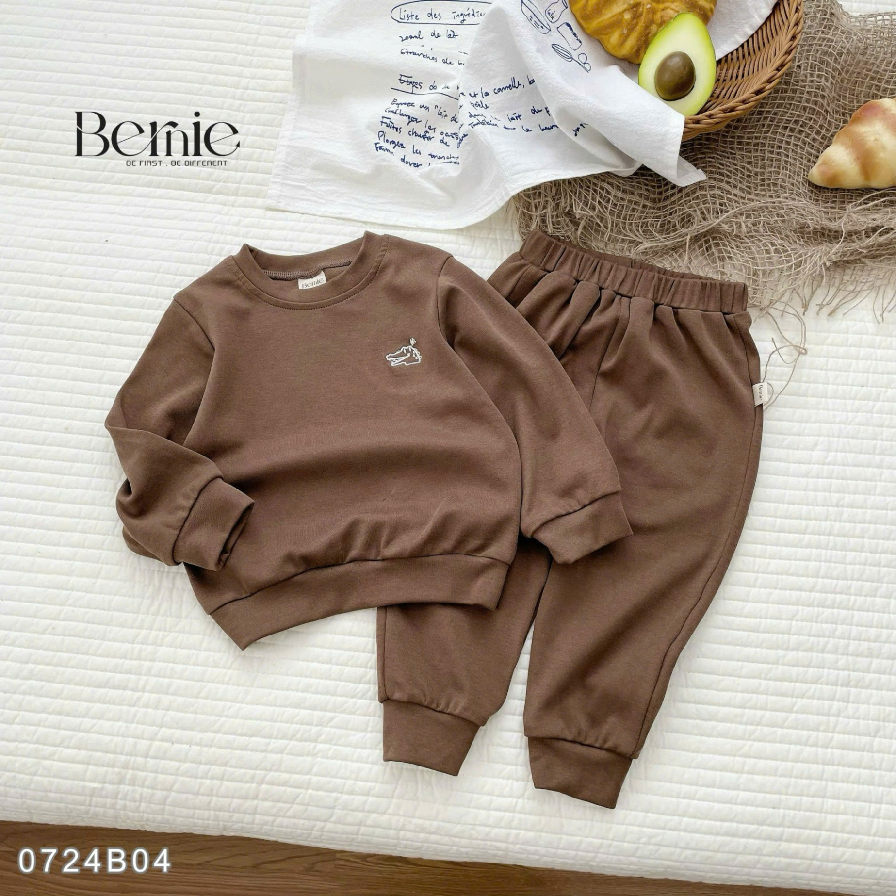 Bộ bozip cotton dài tay thuê ngực Bernie cho bé