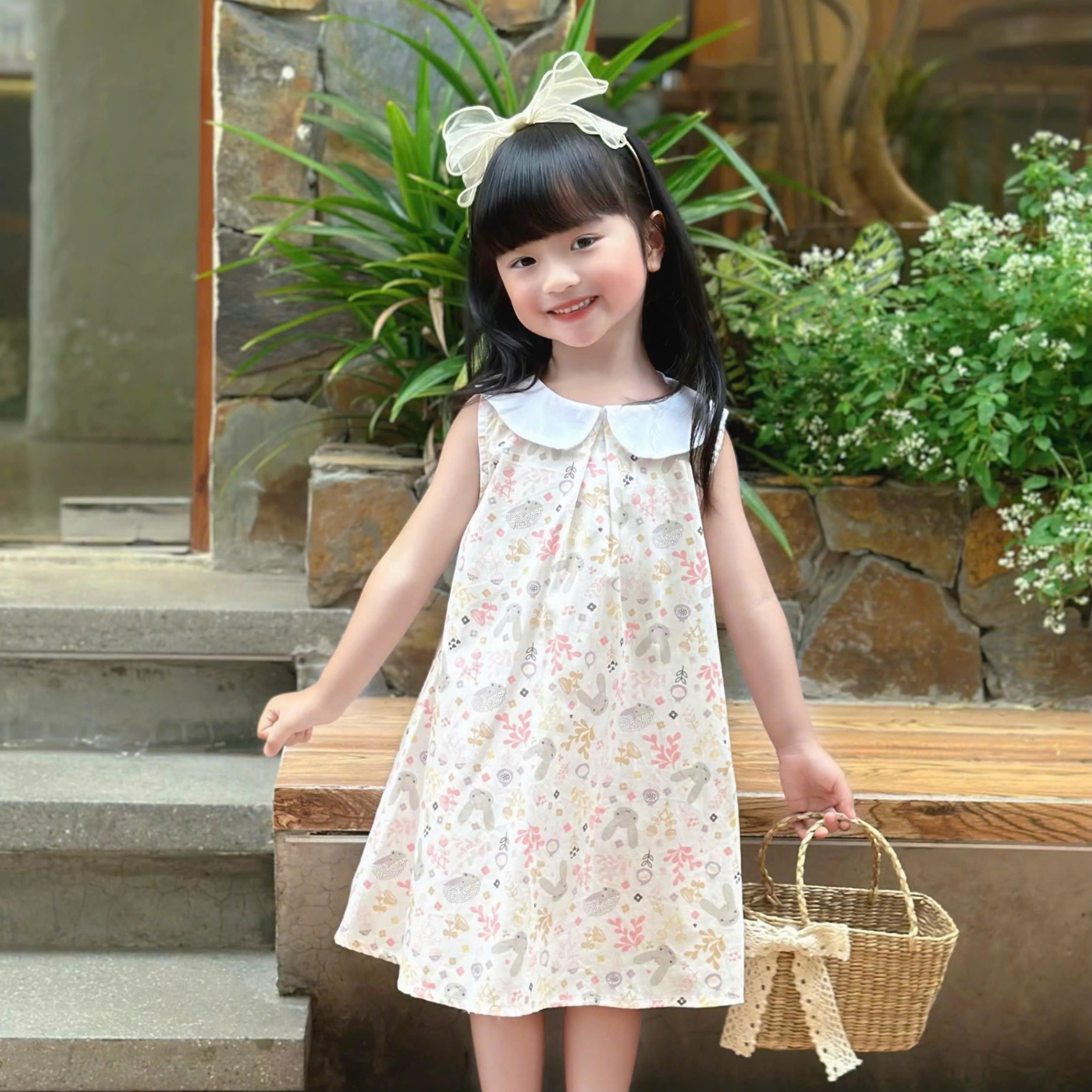 Váy cổ sen bé gái OPKIDS