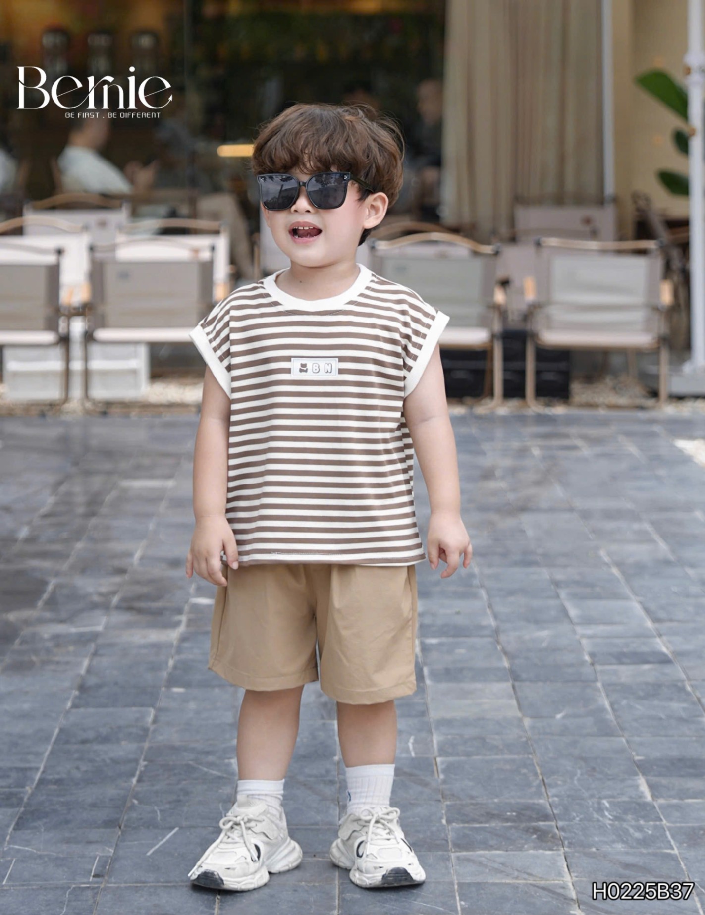 Set tank top kẻ gấu Bernie