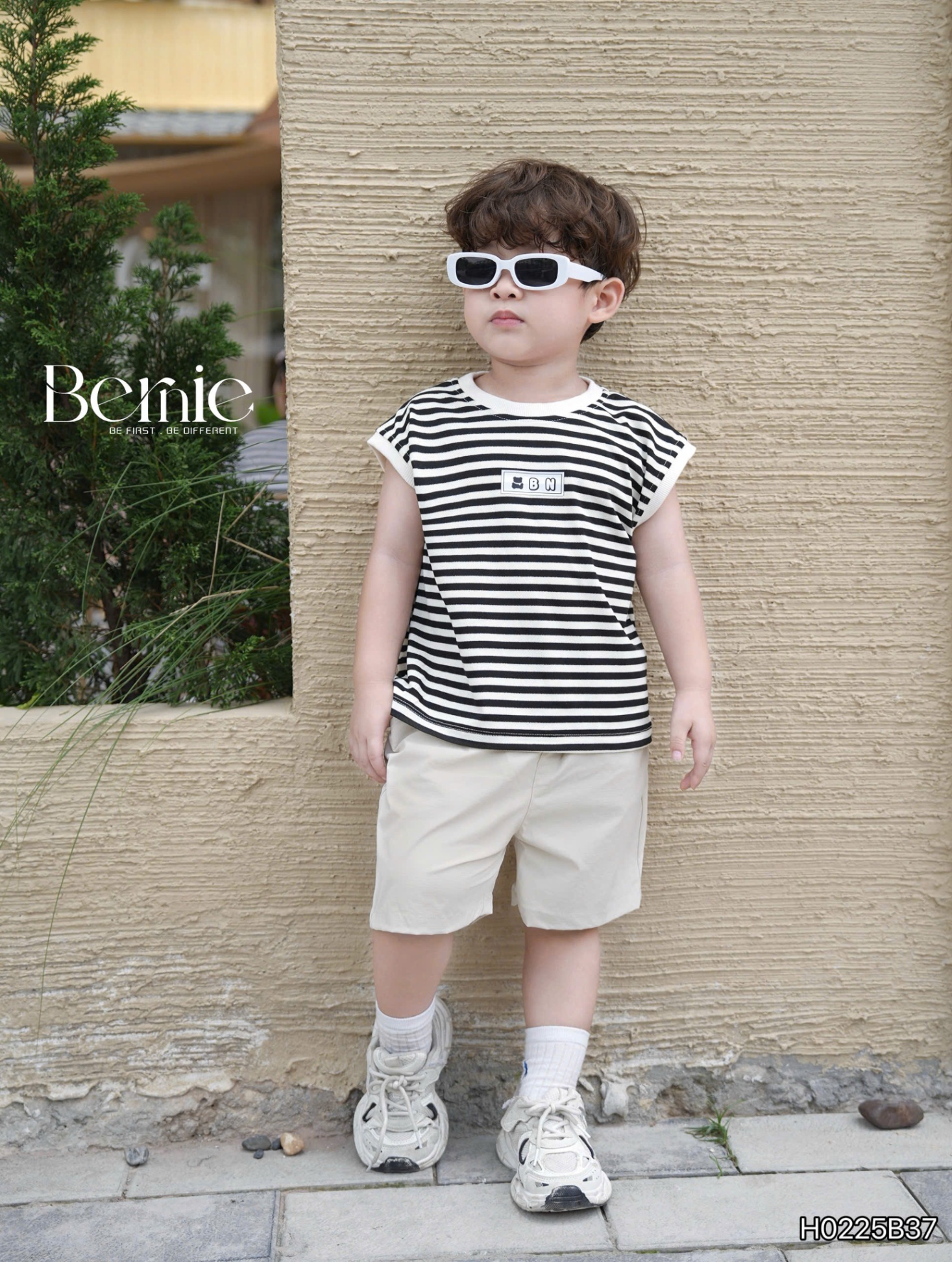 Set tank top kẻ gấu Bernie