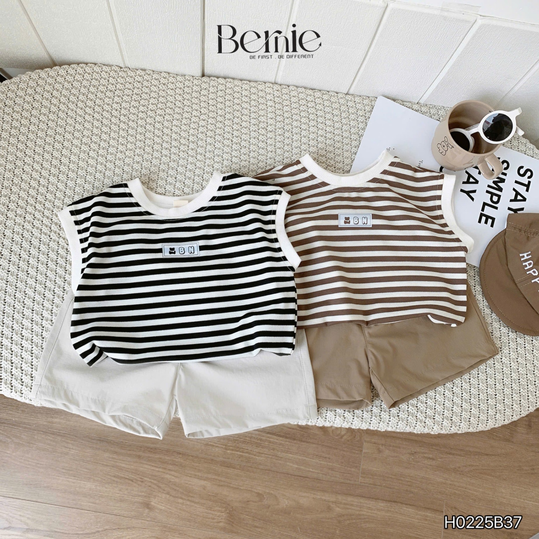Set tank top kẻ gấu Bernie