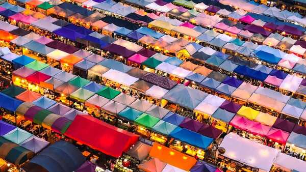 Chợ Chatuchak có tới hơn 15000 gian hàng khác nhau